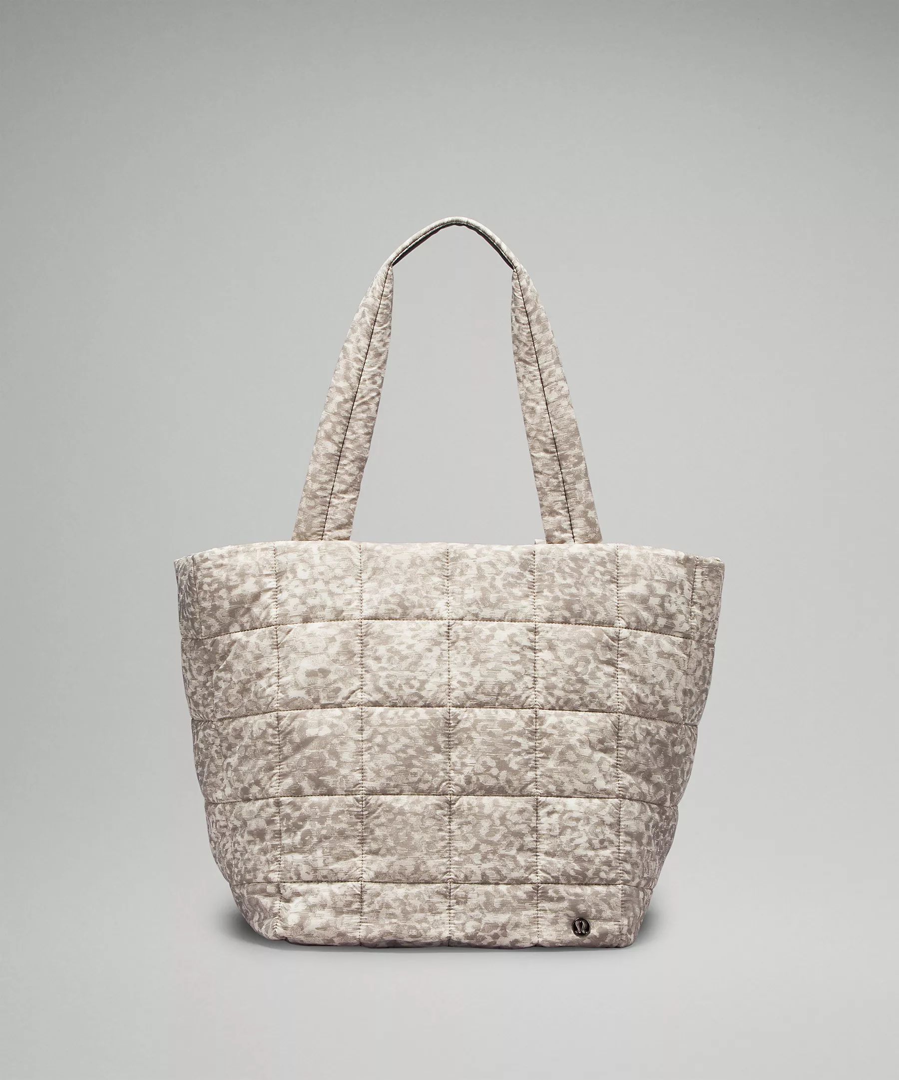 Quilted Grid Tote Bag 26L | Women's Bags,Purses,Wallets | lululemon | lululemon (CA)