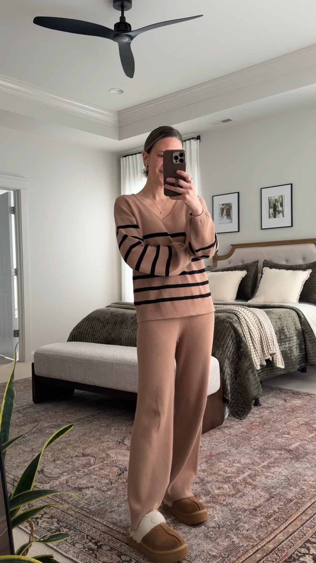 Snow day comfies ❄️ but make them cute.
This Amazon loungewear set has been a go-to for two years — soft, comfy, and easy to style when you want to feel pulled together. Wearing a S.

#AmazonFinds #WinterLoungewear #ComfyOutfit #LTKUnder50 #CozyStyle



#LTKgrwm #LTKmomlife #LTKootd