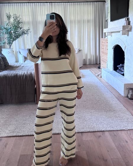 two piece set from Amazon , super comfortable. Cute as a Travel Outift #amazonfashion #amazonfinds #loungewear 



#LTKGiftGuide #LTKstyletip #LTKtravel