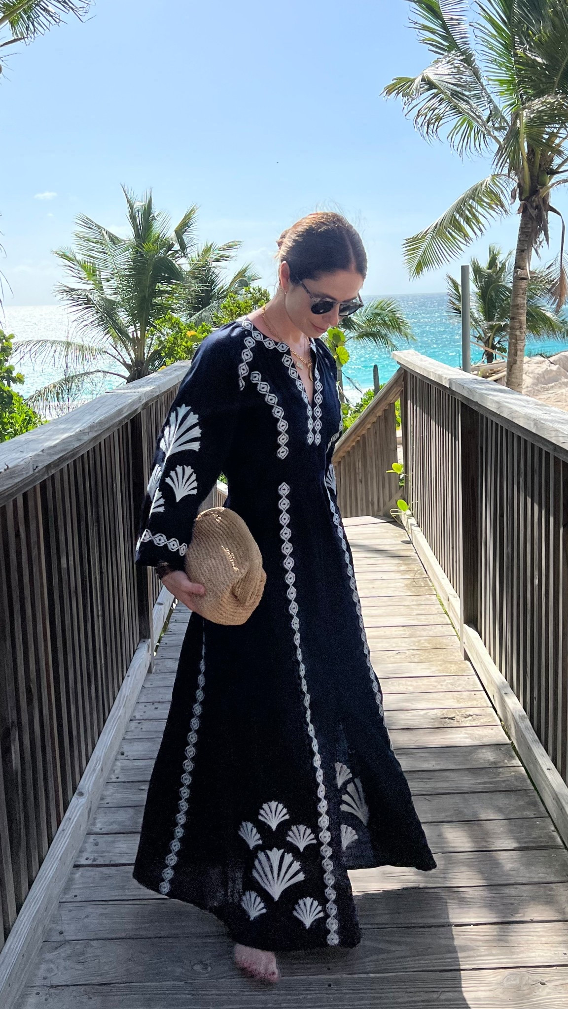 Under $100 raffia clutch
J.crew
Spring essential 

#LTKFindsUnder100 #LTKItBag