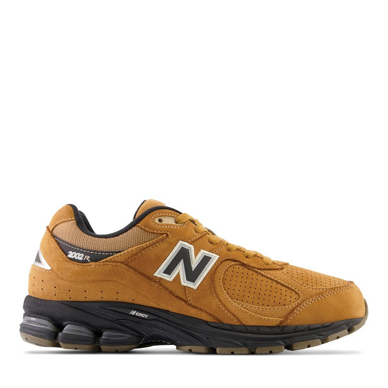 New Balance 2002R Trainers Tobacco/Black | M and M Direct (UK)