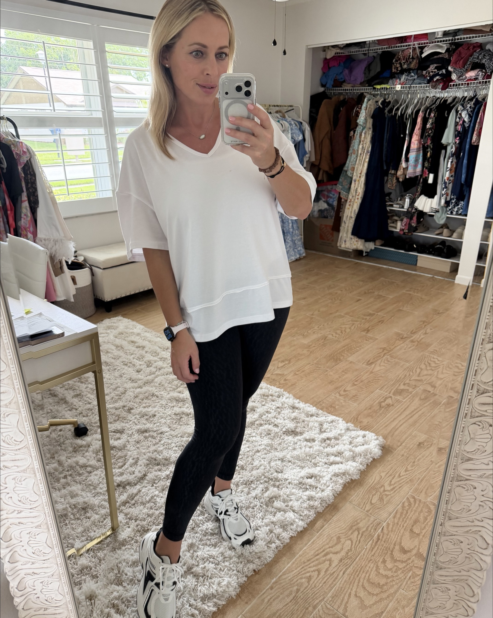 Oversized t-shirt 

#LTKootd #LTKBump #LTKMidsize