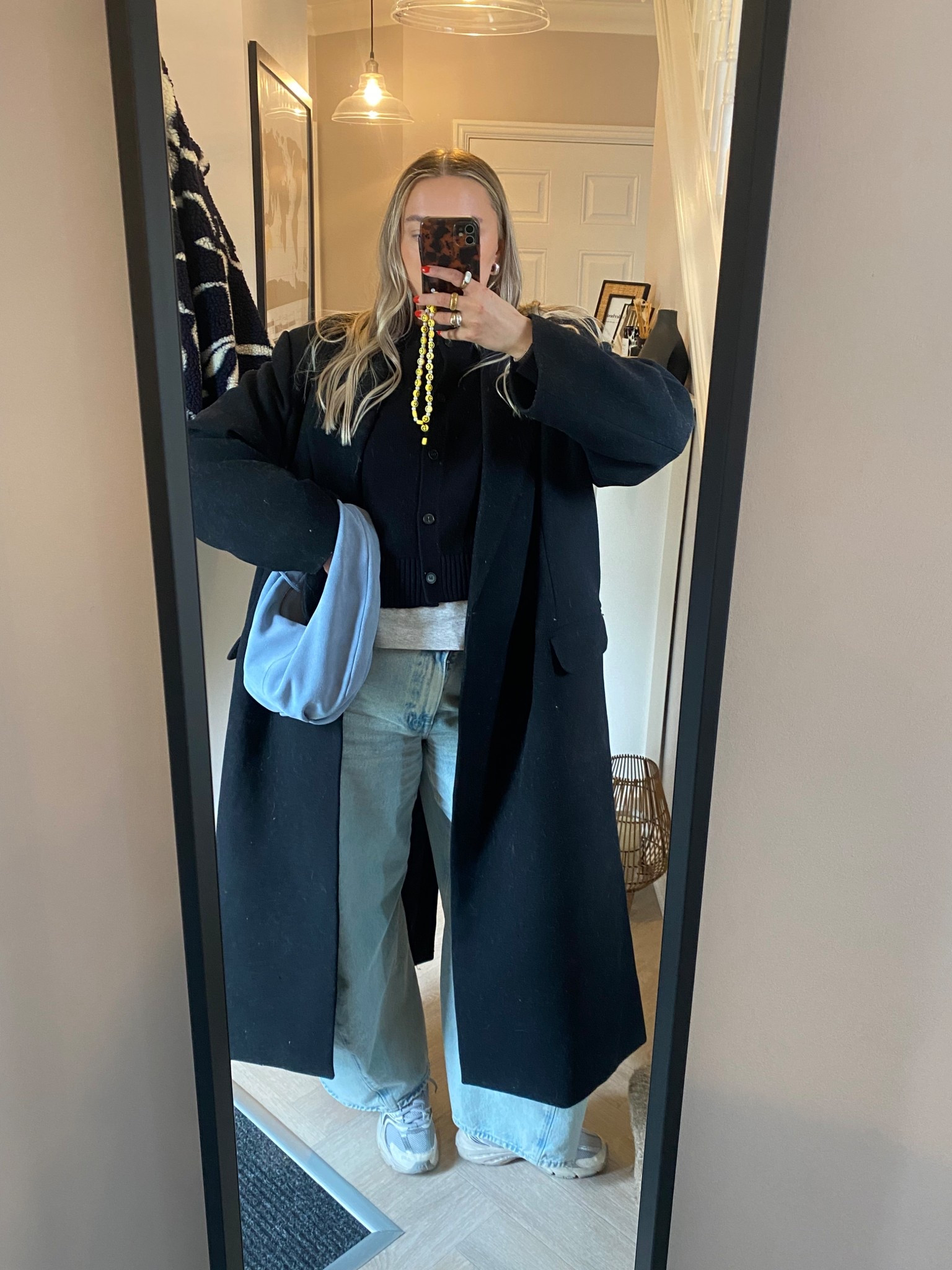 Causal ootd // mid size ootd // balloon jeans 

#LTKuk #LTKspring #LTKmidsize