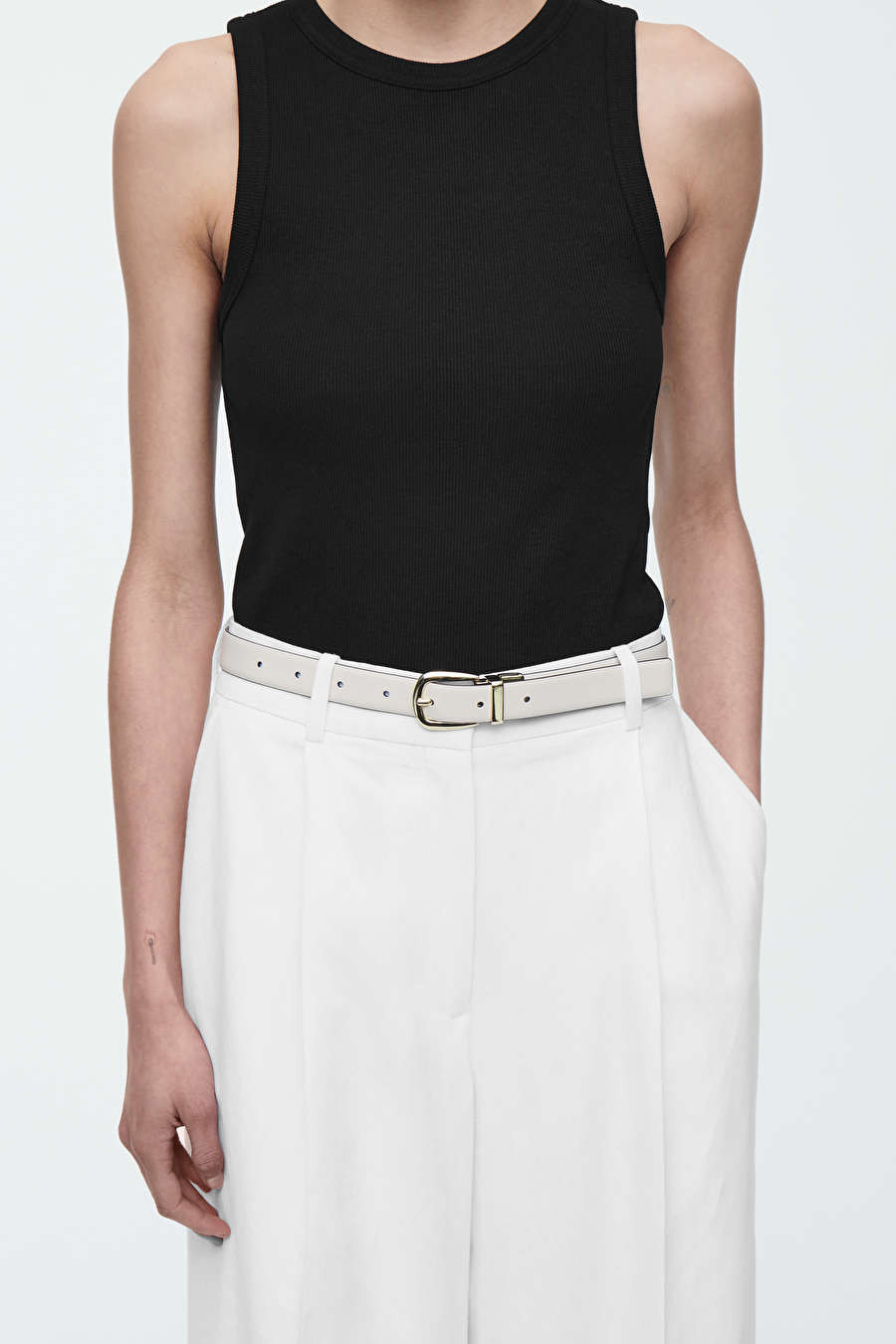 REVERSIBLE LEATHER BELT | COS (EU)