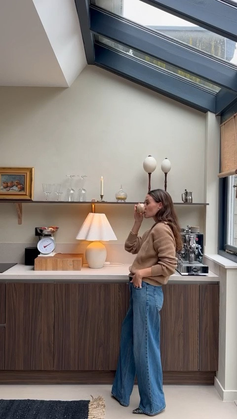 AD | Uniqlo Europe #lifewear 

outfit inspiration, fall outfit, round shoulder bag, premium lamb wool half zip up jumper, low rise baggy jeans, ultra light parka, fall coat, Nederland. 

#LTKeurope #LTKSeasonal #LTKVideo