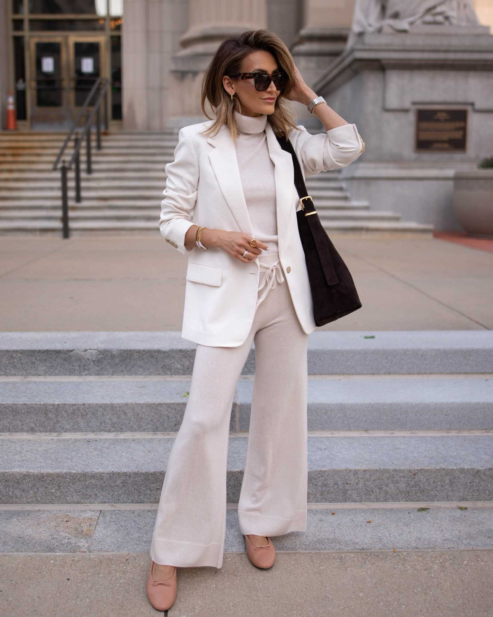 For a more casual look that still leaves you feeling put together, reach for this cashmere set. It’s made with the softest material and has a flattering silhouette and fit. Style it with a blazer and ballet flats if you want to take things up a notch (without sacrificing comfort!) @splendidla #ad

#LTKSeasonal #LTKShoeCrush #LTKStyleTip