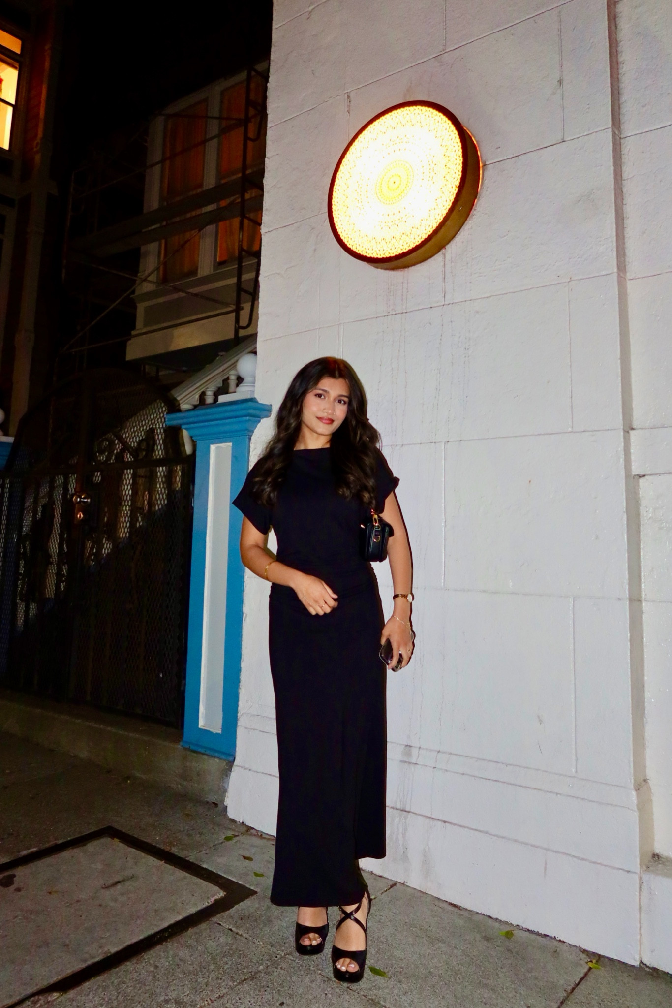 long black dress 

#LTKFindsUnder100