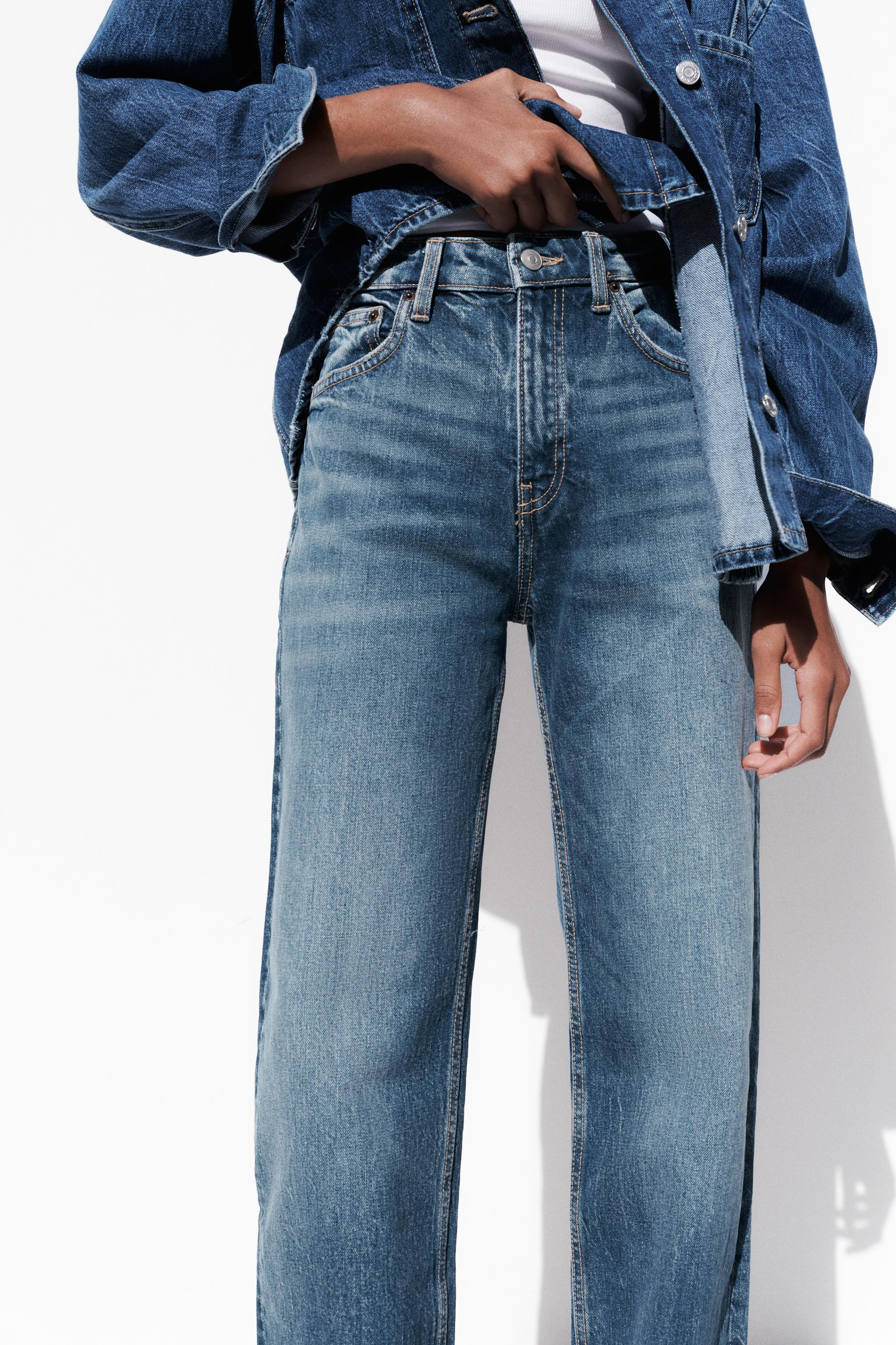 HIGH WAIST - REGULAR LENGTHPants with a high waist, belt loops, and five pockets. Front zip and m... | Zara US