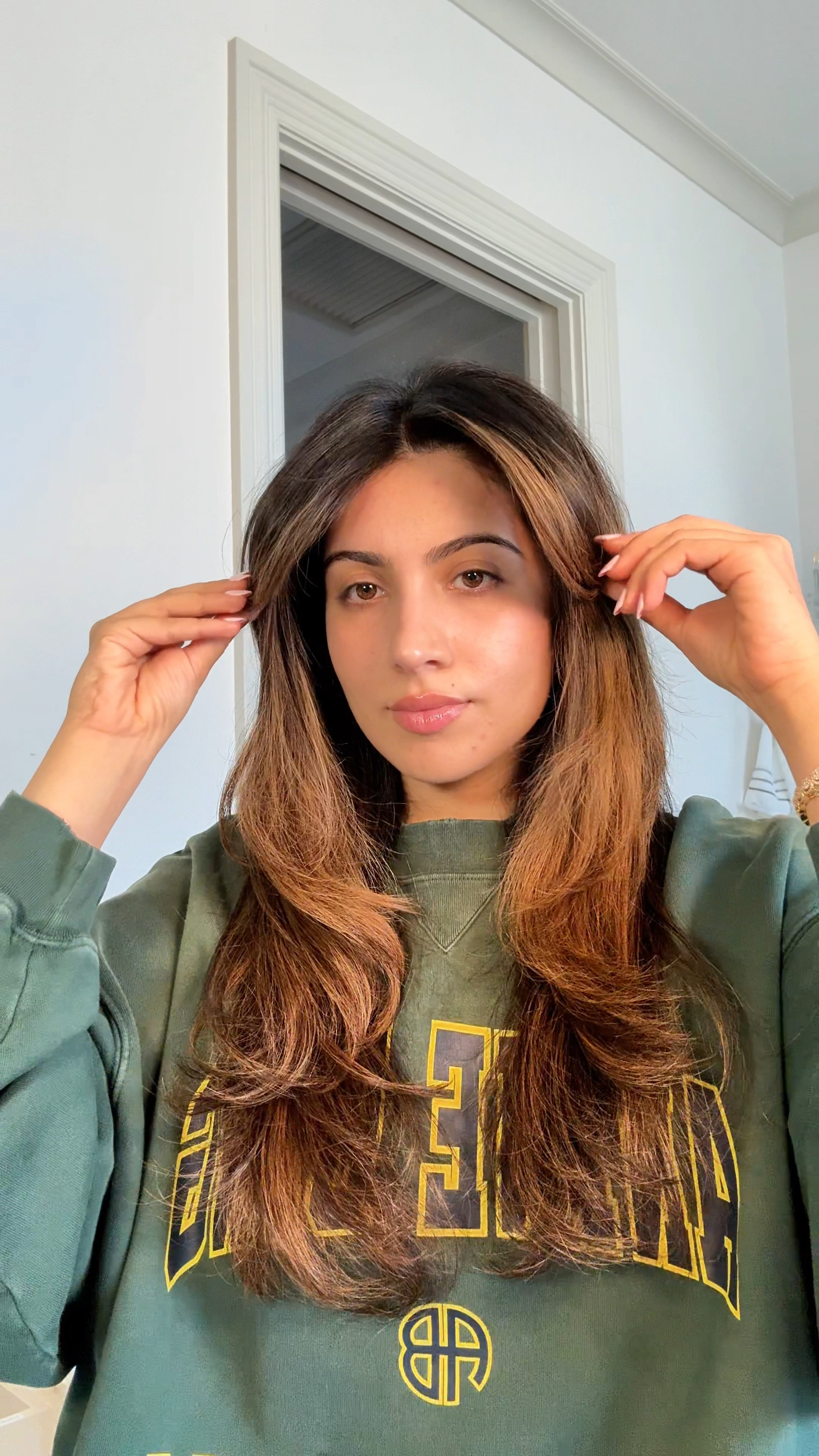 used the @dysonhair round brush, @ouai pomade! #hair #hairstyling #roundbrush #dyson