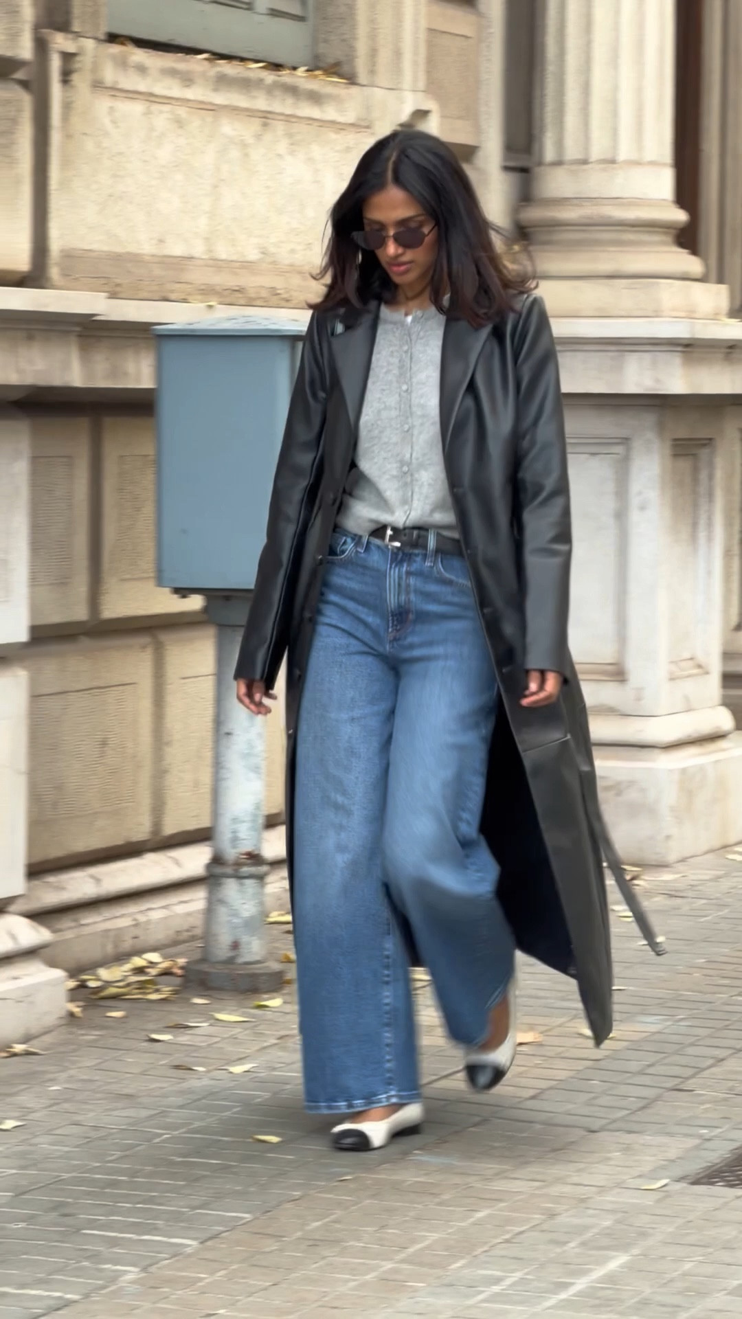 Long black trench and jeans 


#LTKeurope #LTKwinter #LTKFashionMonth