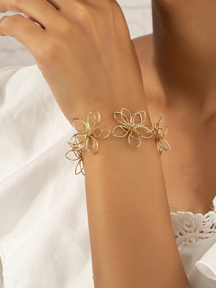 Flower Decor Bracelet | SHEIN