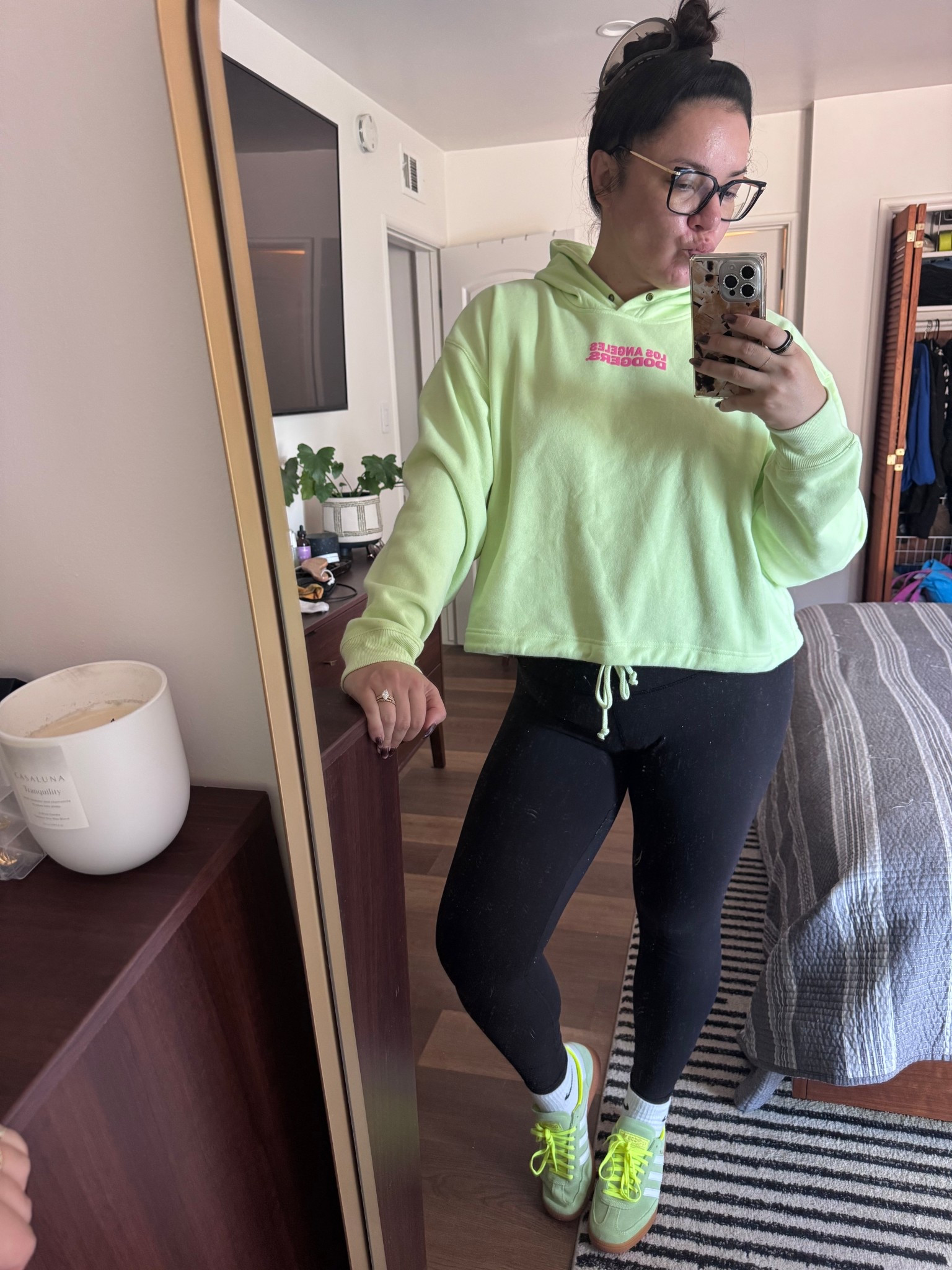 neon on neon 💗