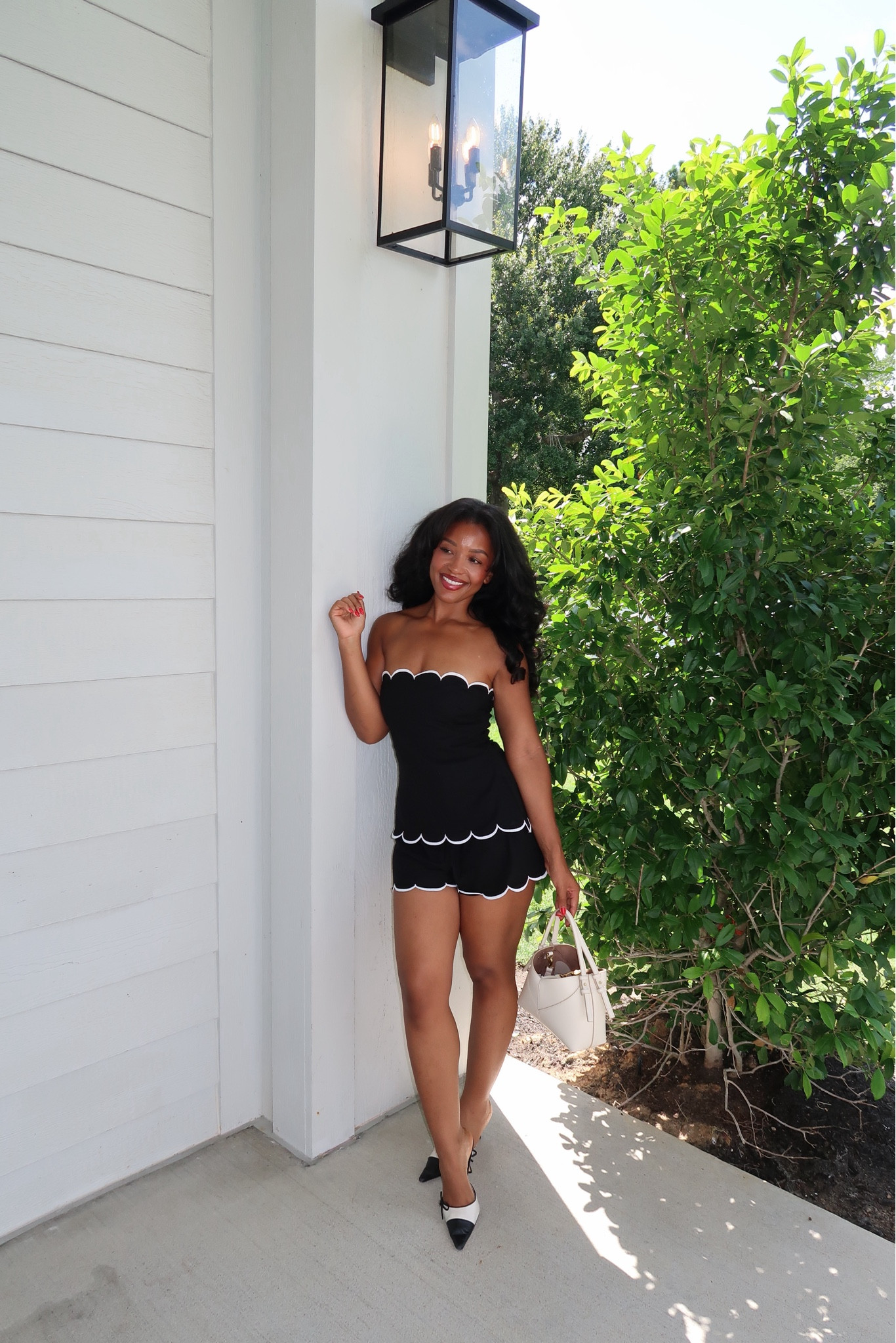 My favorite little scalloped black and white two piece set from @Meshki US . A summer staple.

#LTKgrwm #LTKootd #LTKdayinmylife