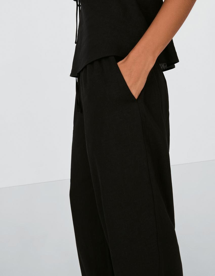 Hose mit Elastikbund - Hosen - Damen | Bershka DE