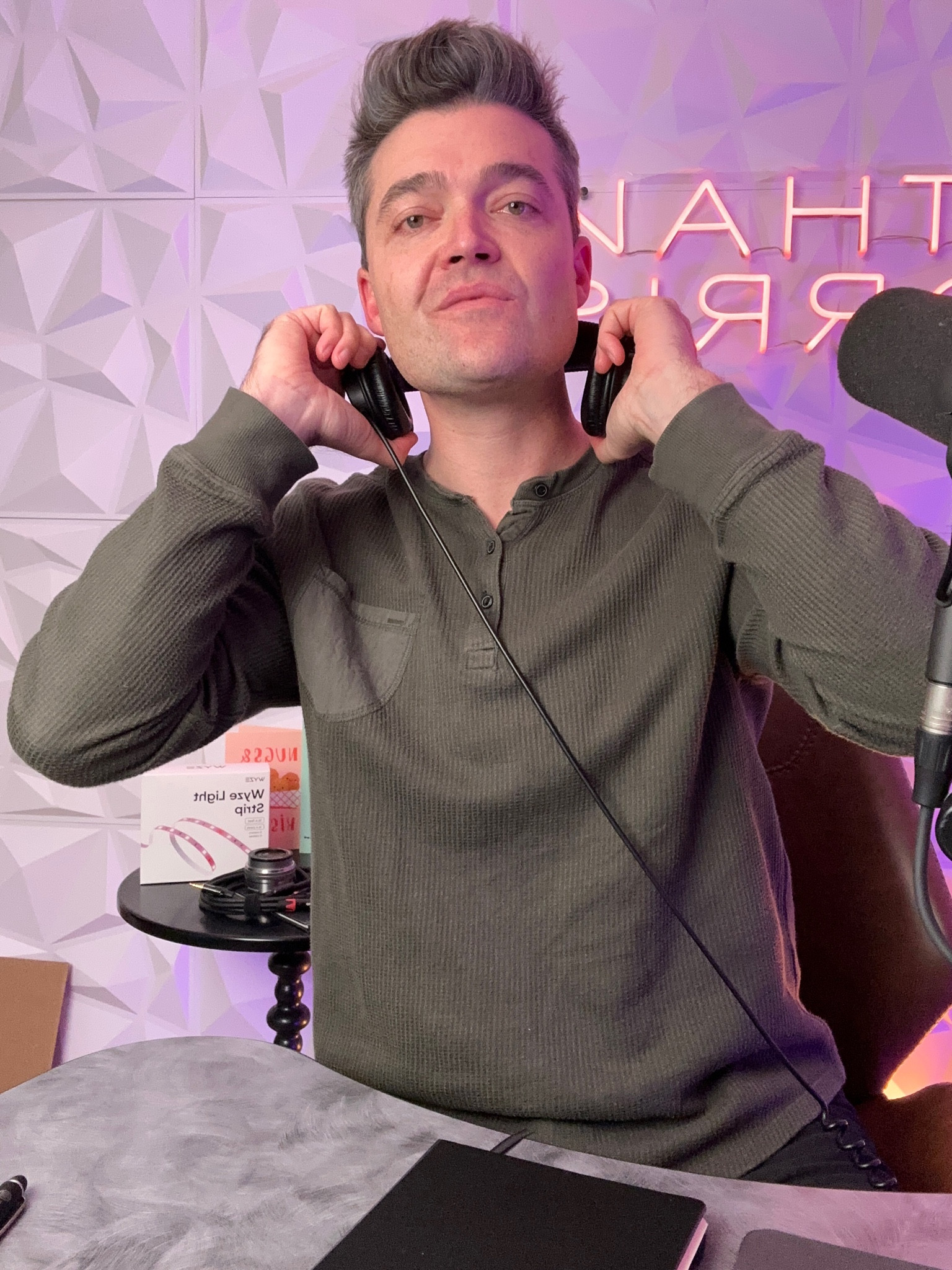 I’m sorry, what? Oh, this! I’ll link it  

#LTKMens #LTKHoliday