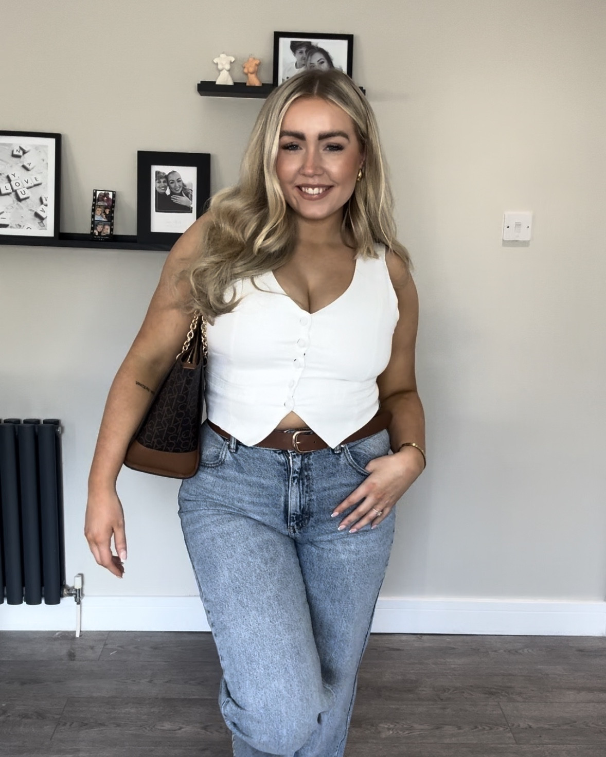 Wide leg jeans from Pull&bear perfect for midsized girlies with curves! ❤️

#LTKuk #LTKcurves #LTKmidsize