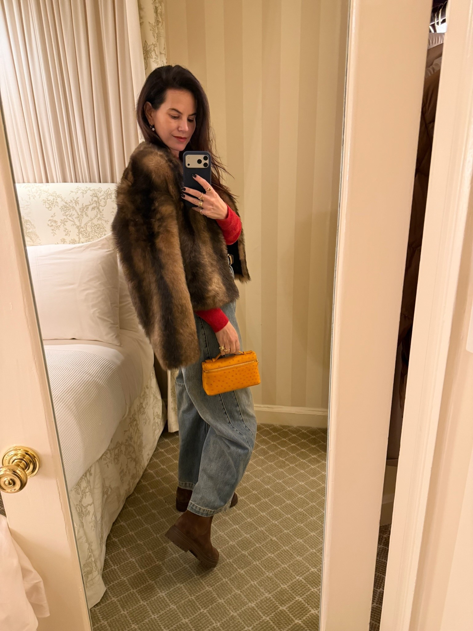 Winter outfit inspo! Linking some looks for less too


Women’s fashion, winter fashion, winter style, winter outfits, winter outfit inspo, winter ootd, holiday fashion, holiday style, holiday outfits, Miami fashion, winter in Miami, fur coat, barrel jeans 





#LTKootd #LTKOver40 #LTKHoliday