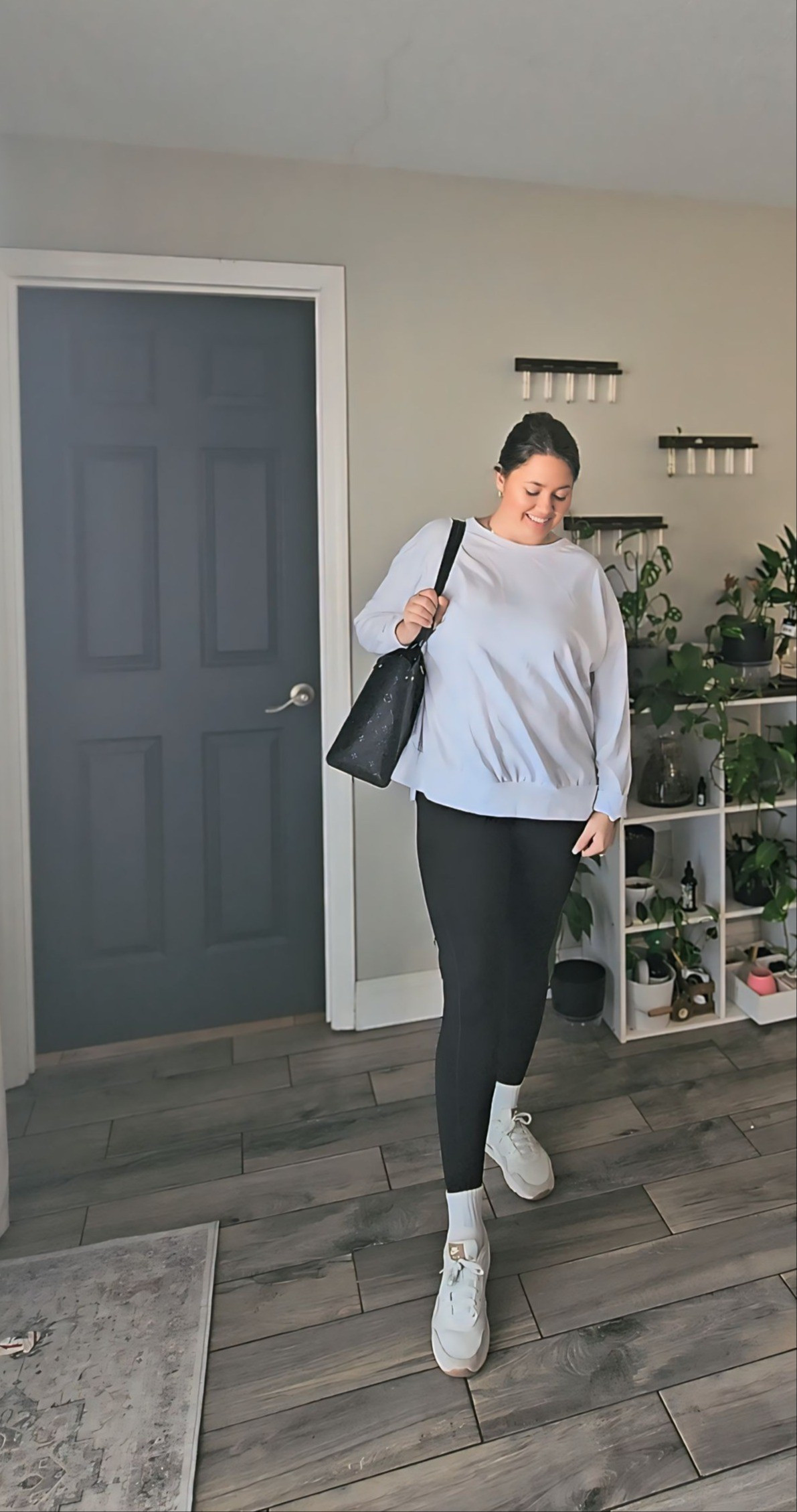 Effortless style for everyday errands 🌿✨ This cozy oversized sweater paired with classic black leggings and white sneakers is my go-to comfy look. Perfect for staying chic on the move! Shop the details via my LTK—link in bio! 💼👟 #LTKstyletip #OOTD #EverydayStyle

#LTKActive #LTKStyleTip #LTKHoliday