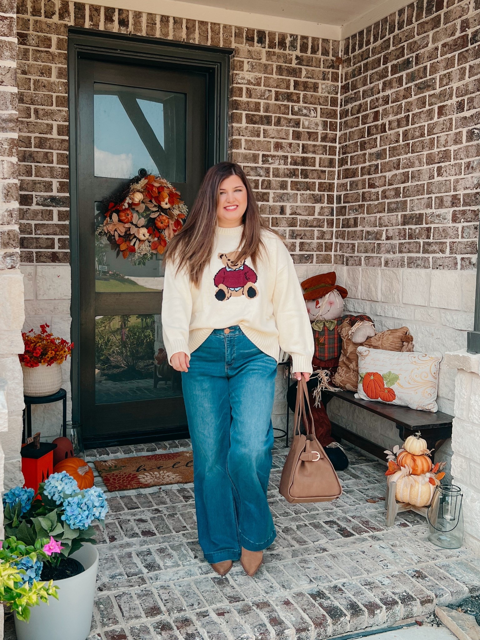 Fall 2025 trend alert ✨ Oversized knits + statement denim are here to stay. This is the kind of cozy I’ll be living in all season.

#LTKSeasonal #LTKStyleTip #LTKMidsize