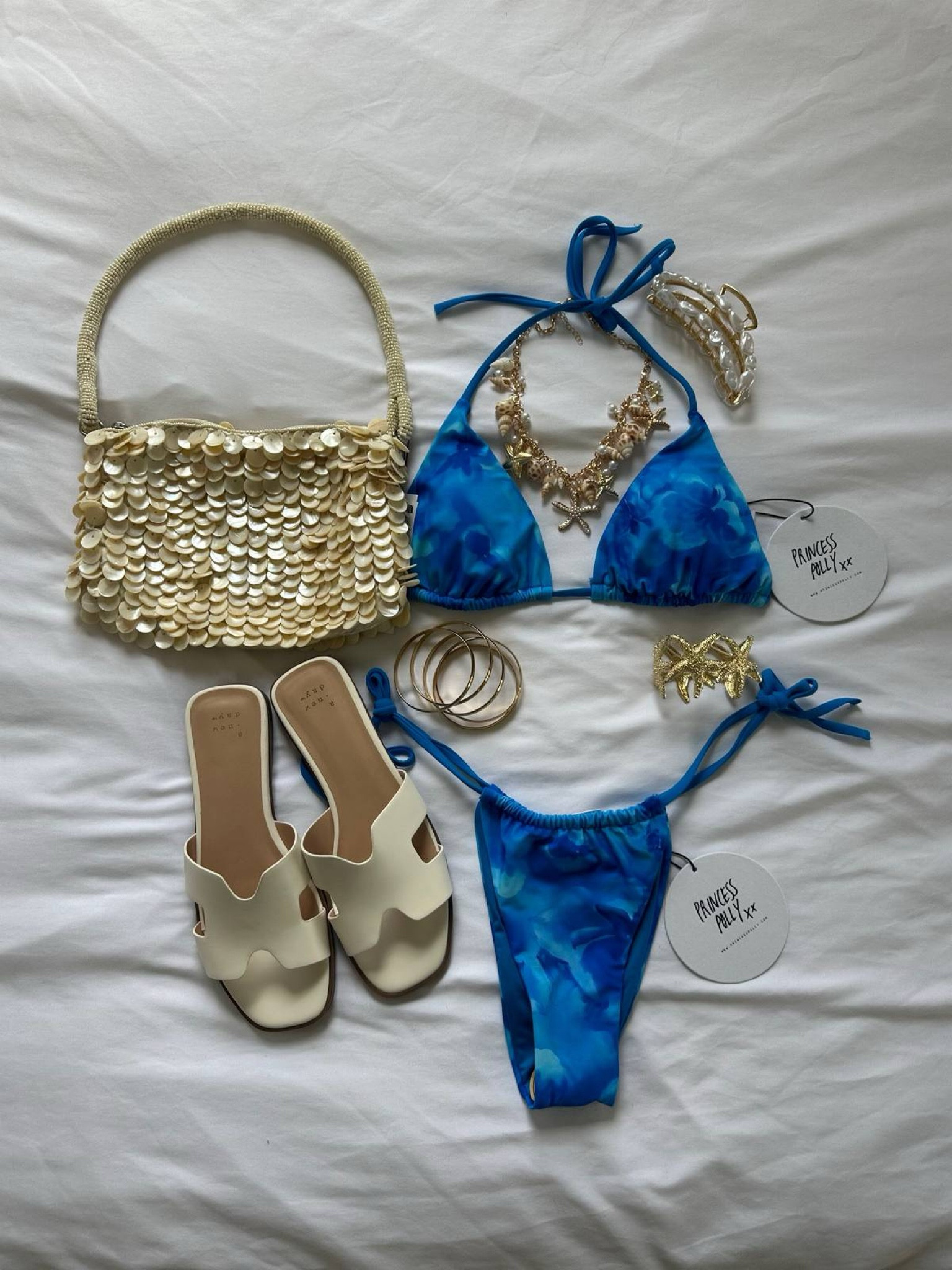 vacation outfit 🌴💙

#LTKSwim #LTKSummerSales #LTKStyleTip