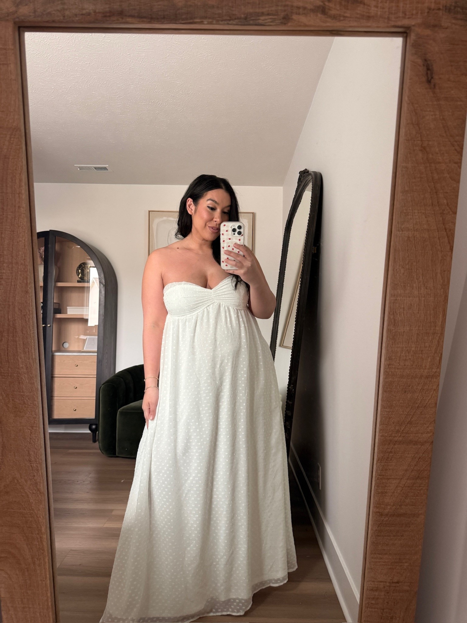 The detailing on this strapless maxi dress >> Petal and Pup midsize spring haul | Use code BONNIE20 🖤
-
-
-
Midsize spring haul, Midsize dress, Jumpsuit, Vacation haul, OOTD

#LTKMidsize #LTKootd #LTKSeasonal