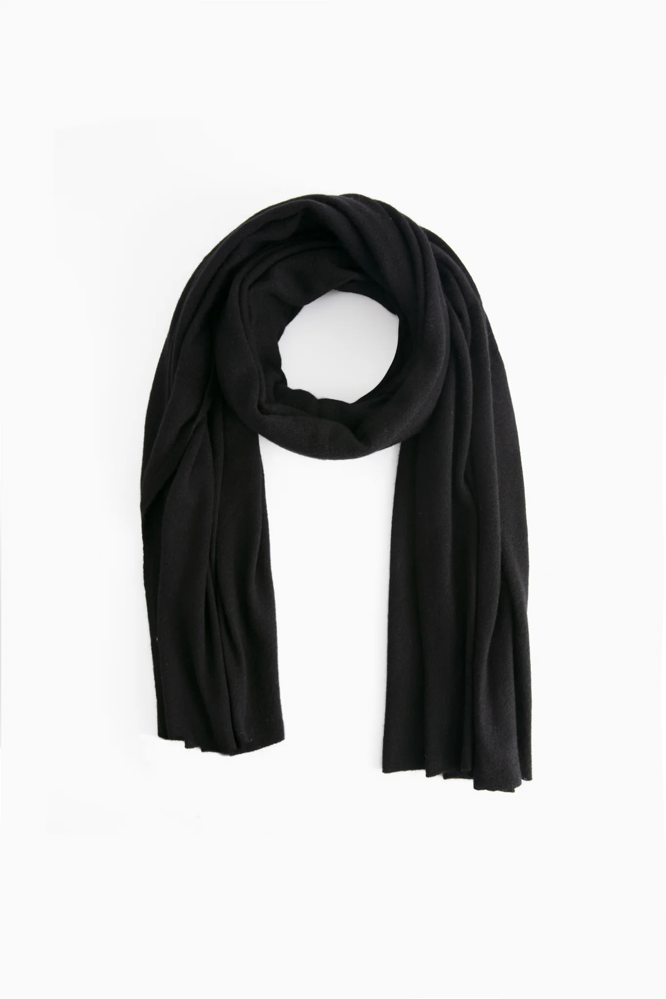 Black Cashmere Travel Wrap | Tuckernuck (US)