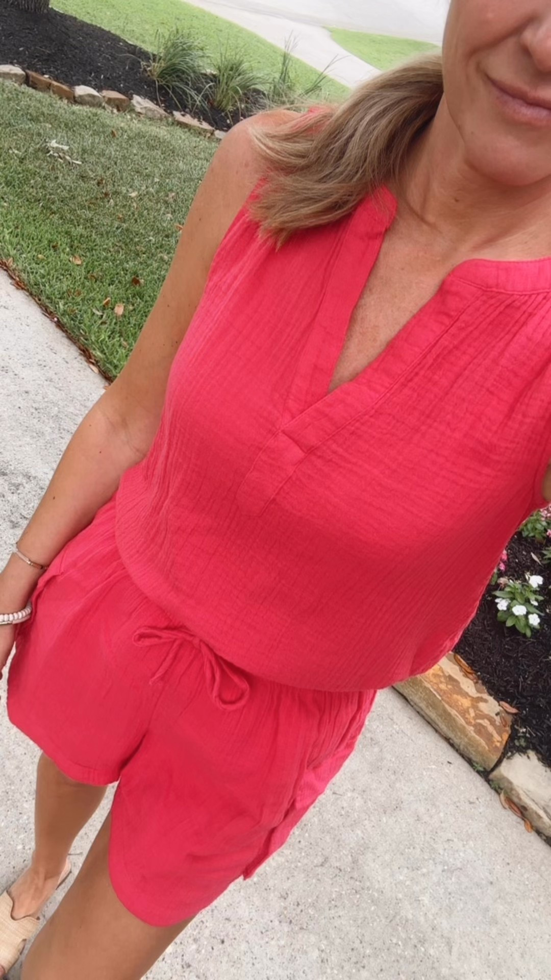 Summer outfit
Xs top
Small shorts but could have done xs. These pieces run big so I suggest sizing down


#LTKFindsUnder50 #LTKStyleTip #LTKOver40