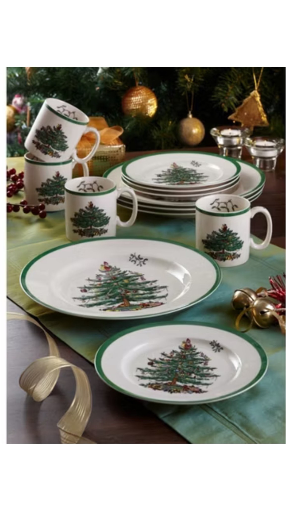 Ralph Lauren Christmas
Christmas tree plates 
 


#LTKHome #LTKHoliday #LTKSeasonal