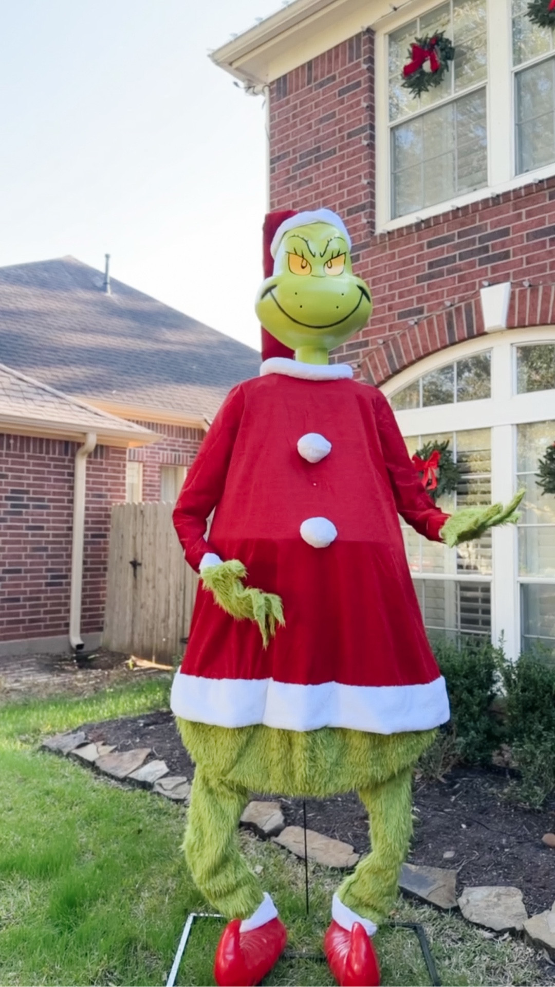 Day 11 of 12 Days of Christmas: Because Christmas is even more magical through their eyes 🥹🎄✨

An outdoor Grinch for the kids was a must this year. 

#LTKmomlife #LTKvlog #LTKHoliday