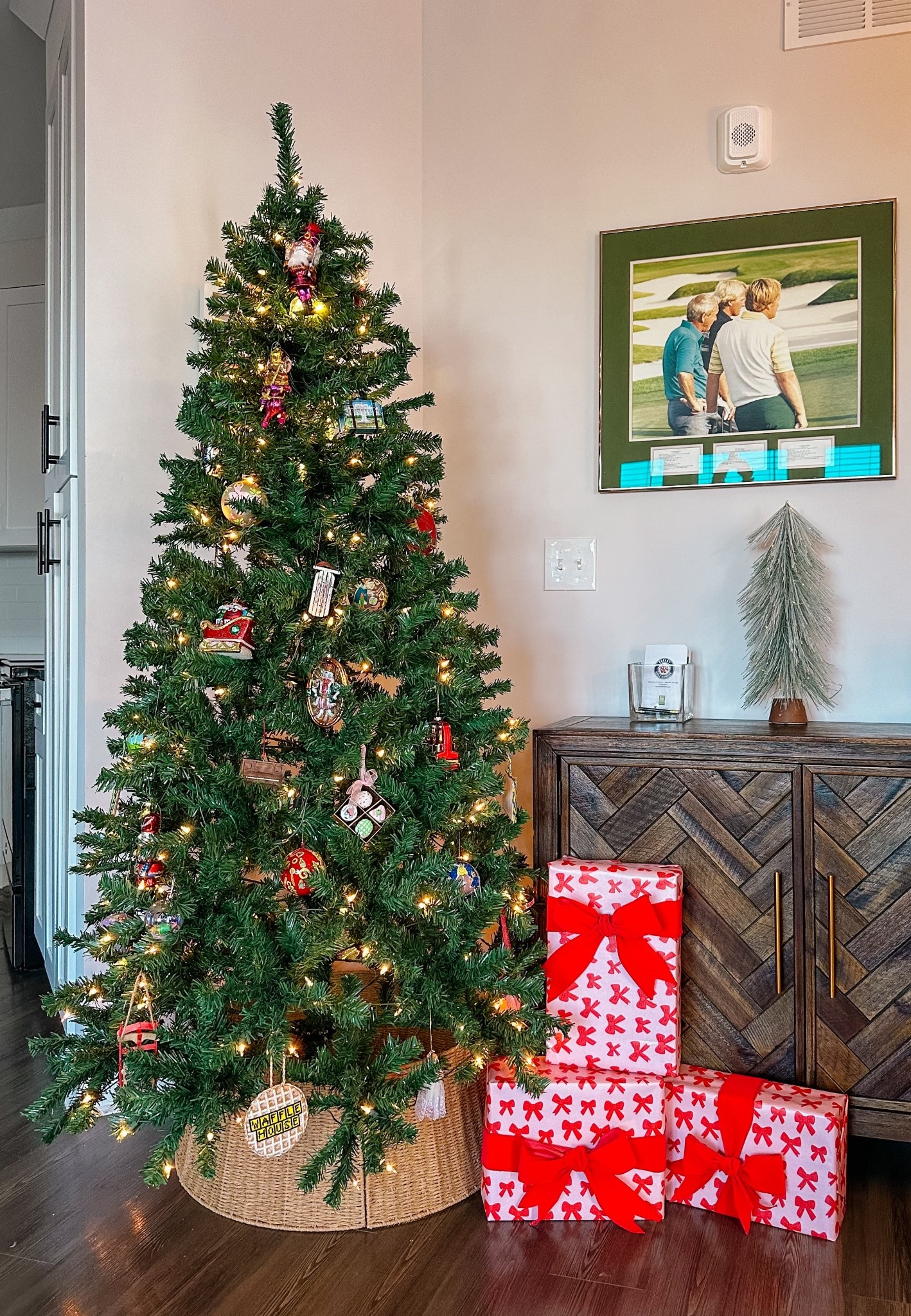 The first thing we decorate every year is our Christmas tree ❤️🎄 I feel like the tree is the centerpiece of our home, and putting all the ornaments on this year was such a highlight!! They’ve been collected (or stitched ☺️) over the years, and they look so gorgeous all together!! 

#LTKHome #LTKSeasonal #LTKHoliday