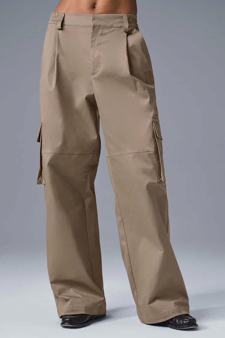 High-Waist Night Out Cargo Trouser - Gravel | Alo Yoga (US)