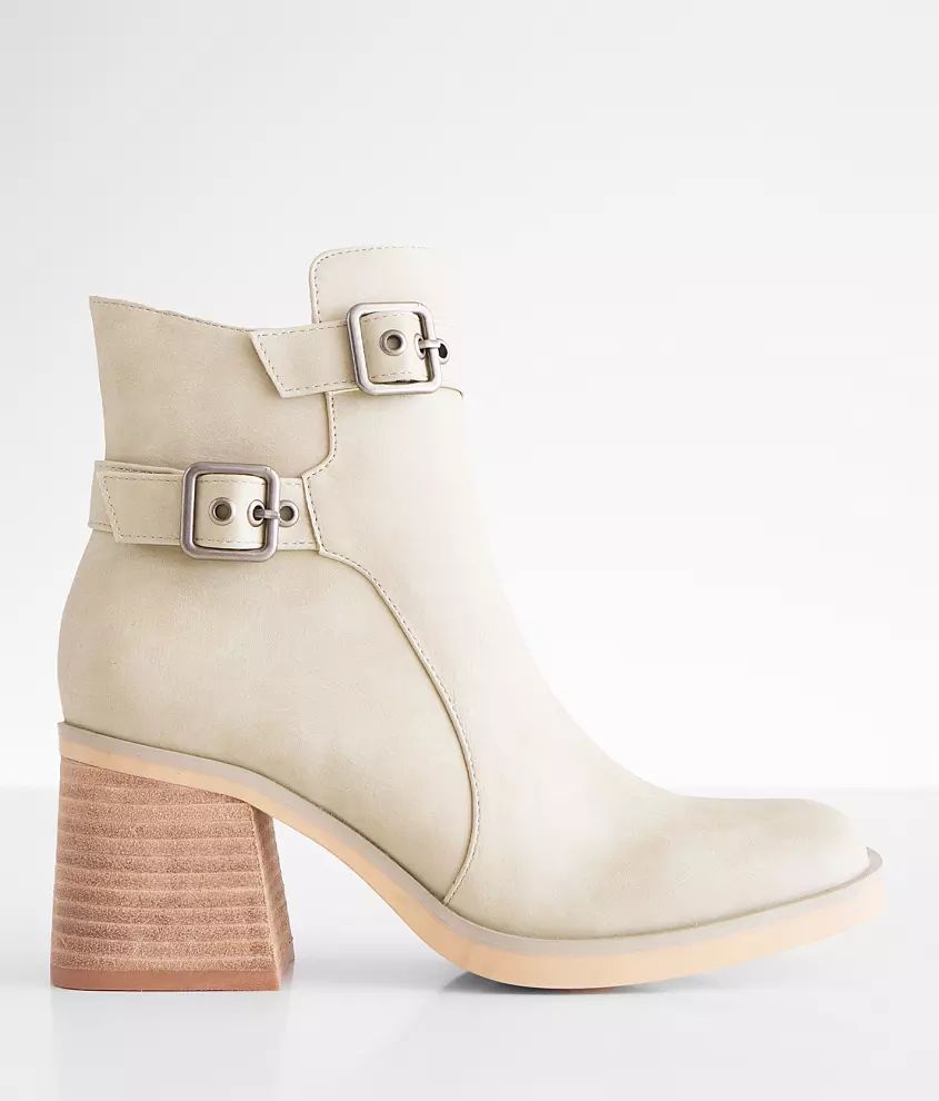 Denver Ankle Boot | Buckle