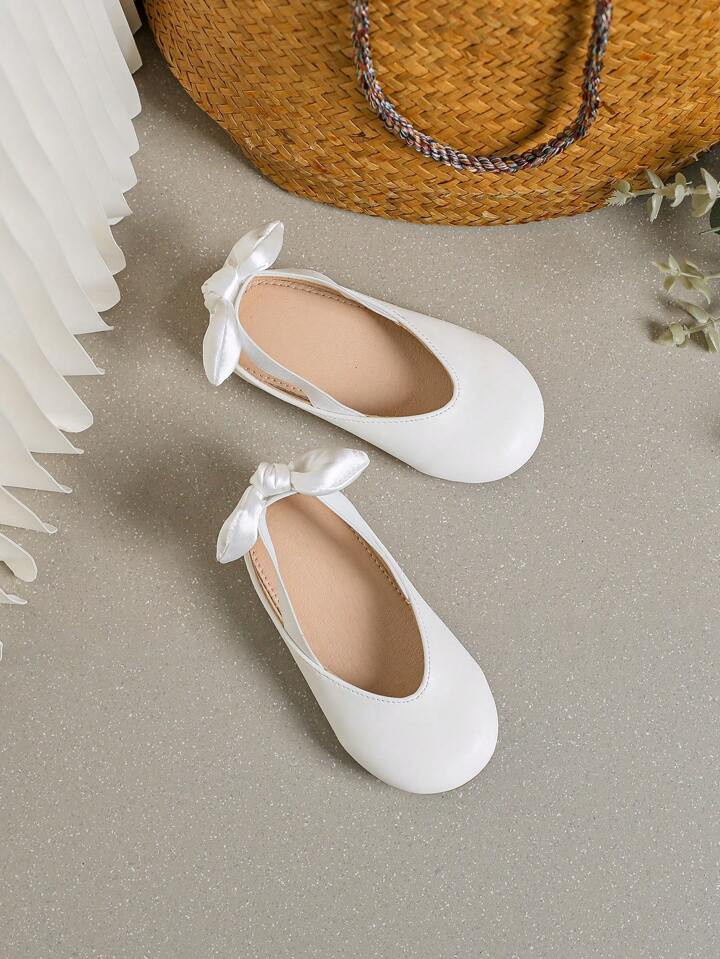 New Arrival Girls' Princess Style White Flat Shoes With Simple Bow-Knot Design, Sweet Fairy Style, Slip-On With Back Strap, For Autumn Winter | SHEIN