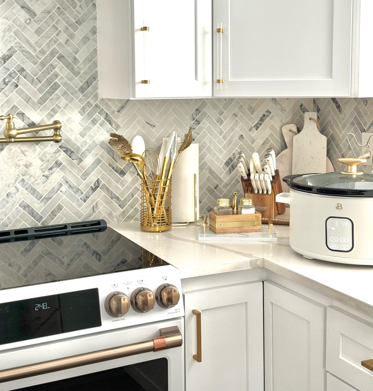 Kitchen Refresh
White and Gold Kitchen
Small white kitchen appliances 
Beautiful by Drew Barrymore 
Small appliance sale 

#LTKhome #LTKfindsunder100 #LTKsalealert
