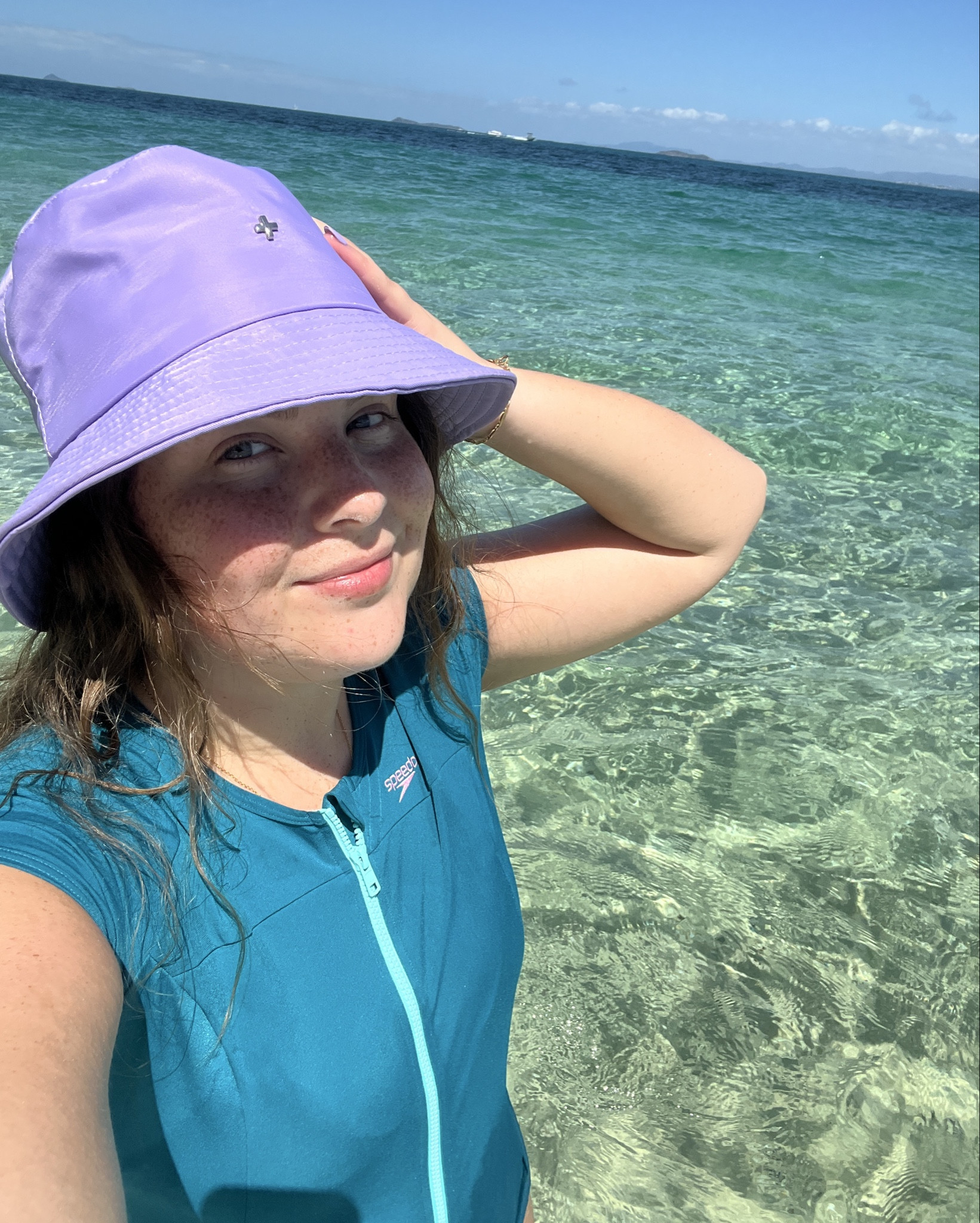 remember sun safety babes 🌞🌴 I always wear a rash vest at the beach because our UV is so high in Australia. Sometimes sunscreen isn’t quite enough so it’s good to use multiple forms of sun safety. This is one of my favourite rash vests because it zips up which I find makes it very easy to take off when you’re wet. I don’t particularly like getting stuck in a wet rashie and needing my man to peel it off me 🙈 

#LTKswimwear #LTKsummer #LTKaustralia