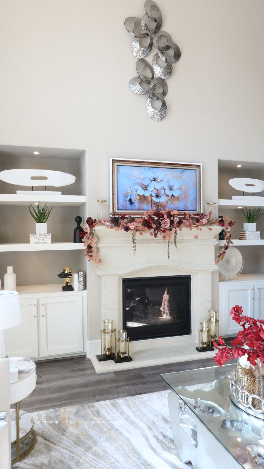 Get this beautiful garland on sale! I have them in 3 different colors

#LTKHome #LTKSaleAlert #LTKActive