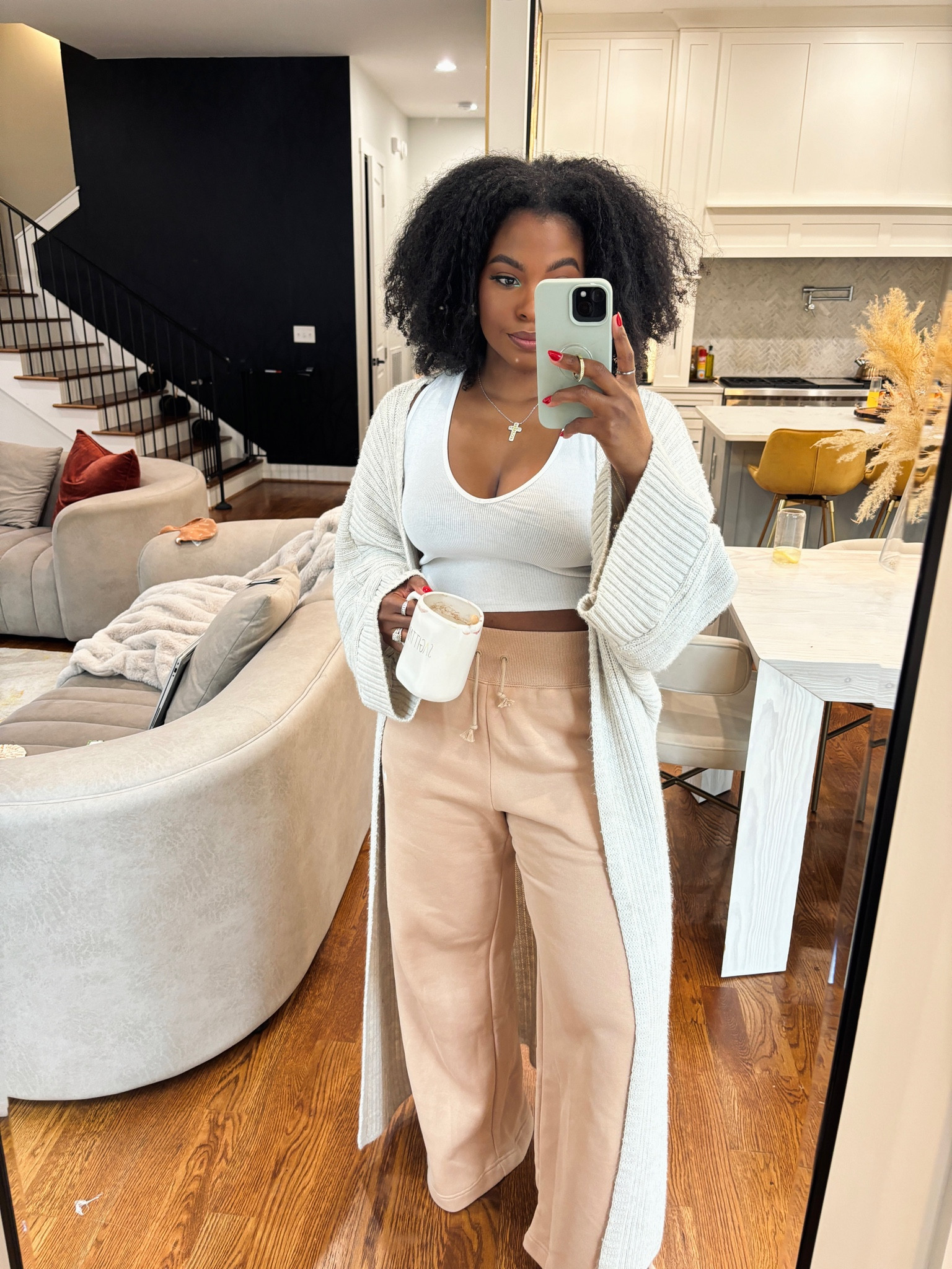 Sundays are for relaxation. Or if you’re like me: grocery shopping, organizing, prepping for the week, making soup! But at least y can be comfy. 
Pants: Medium 
Top: Large
Cardigan: Medium 


#LTKfindsunder100 #LTKmidsize #LTKCyberWeek