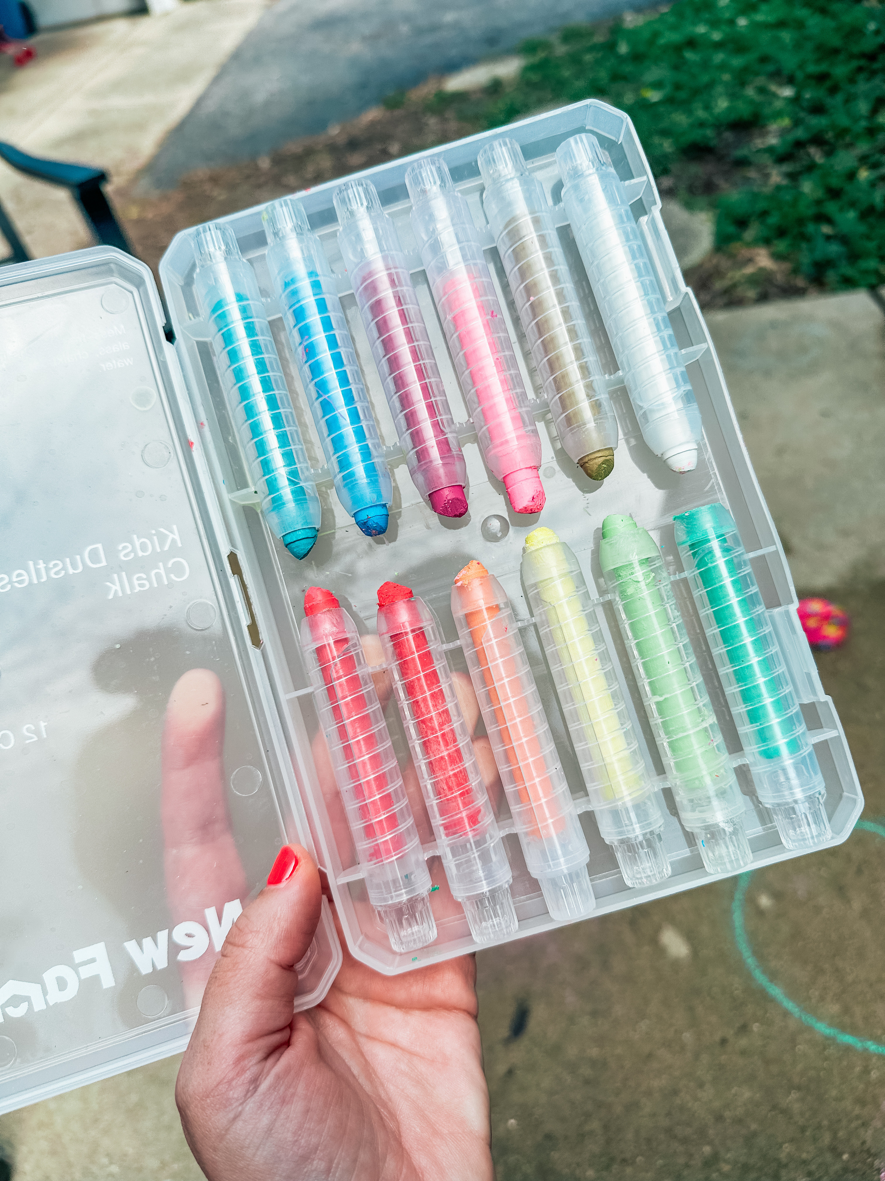 Dustless, mess free chalk!!


Summer fun / kids activity / toddler / kid / summer

#LTKSummerEdit 

#LTKKids #LTKSeasonal