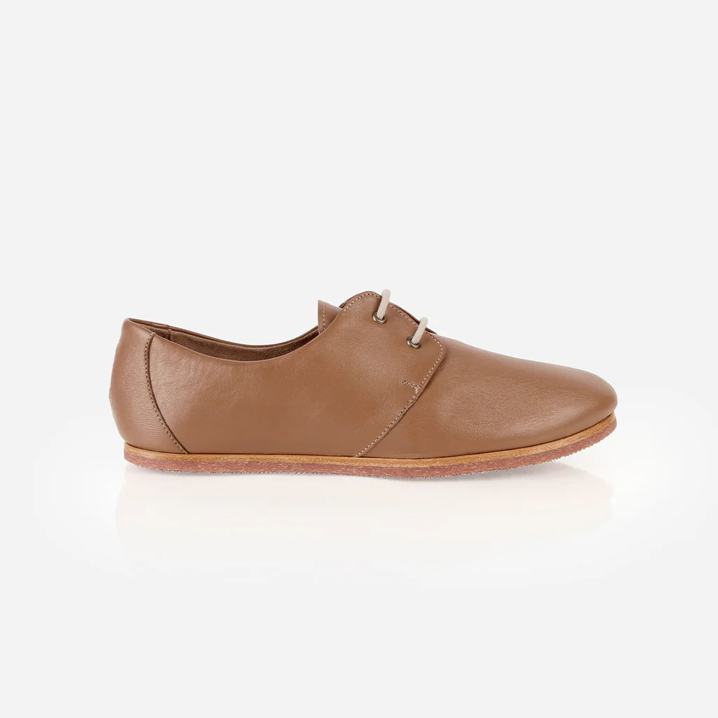 The Eyelet Oxford 2.0 Praline | Poppy Barley
