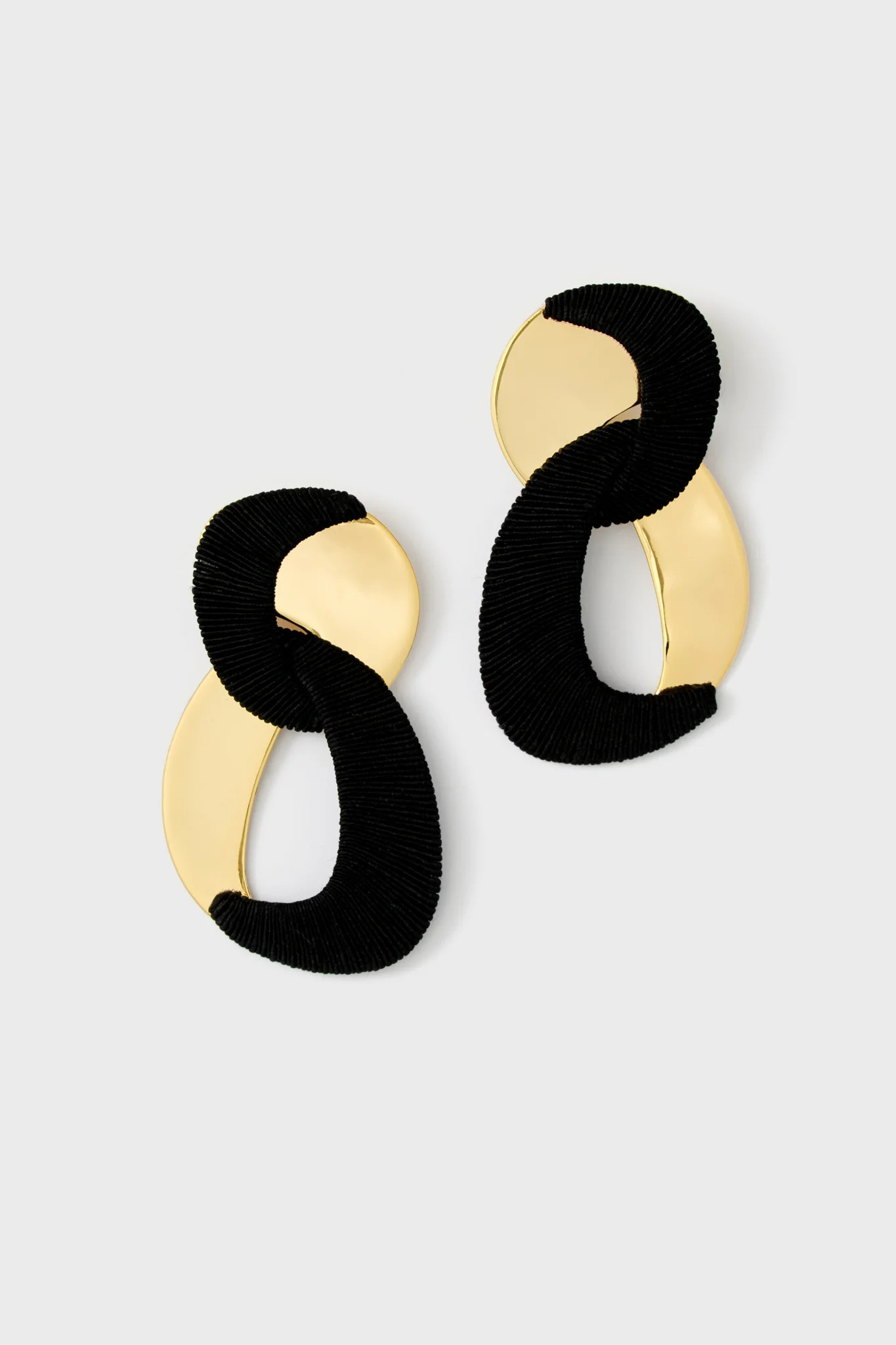 Black and Gold Dylan Earrings | Tuckernuck (US)