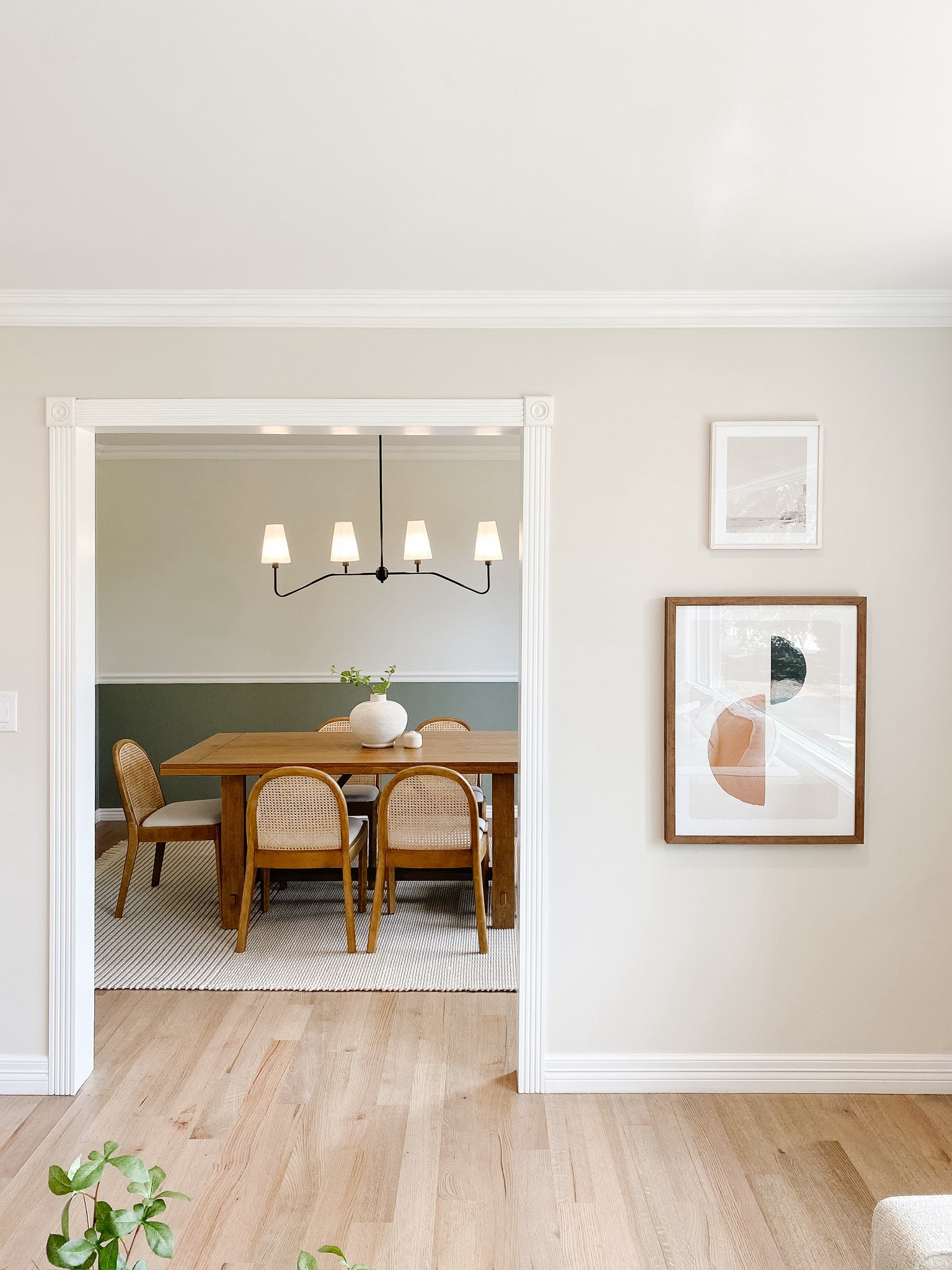 A glimpse into this perfect formal dining! 

#LTKHome #LTKU #LTKStyleTip