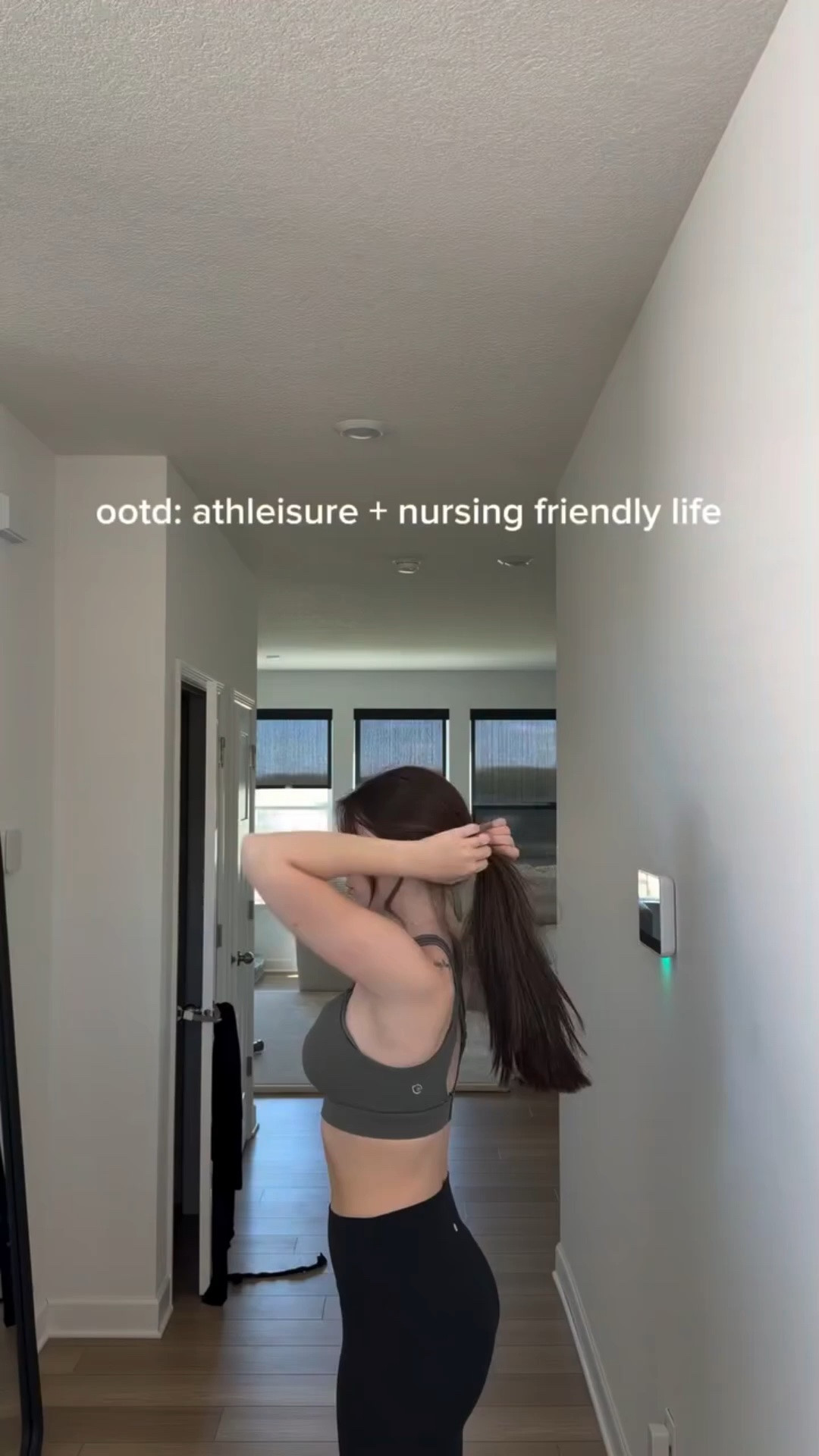 ootd as a breastfeeding mom who prioritizes comfort and functionality 

unfortunately, i am the mom that is always in athleisure 😂

#ootd #momlife #nursingmom #breastfeedingmom #nursingfriendly 
postpartum journey, sahm, relatable mom, mom content creator, breastfeeding clothes