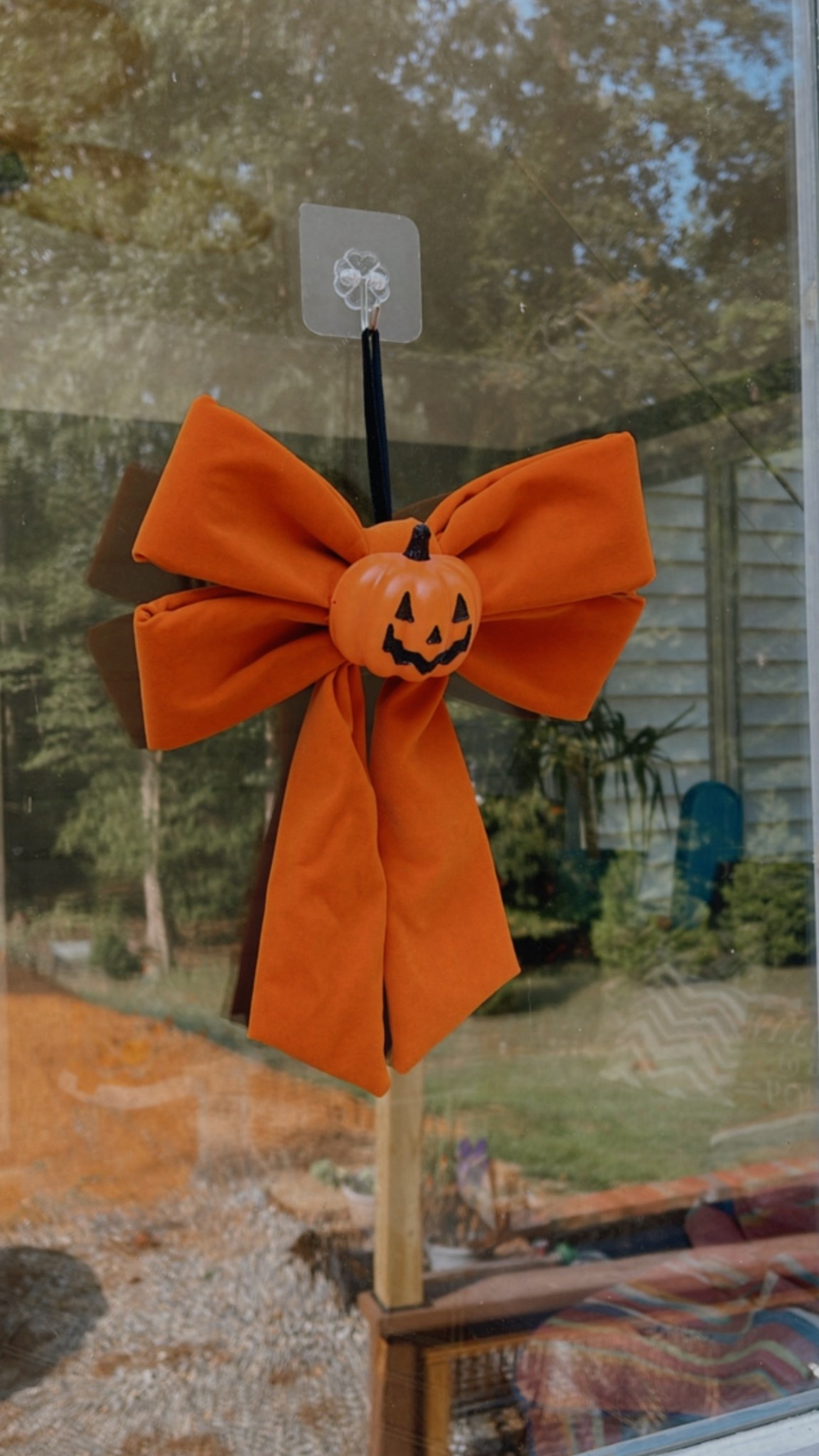 pumpkin bow 🎀🎃✨ hung this on our door! has a claw clip on the back, to add to a tree or string!

#falldecor #targetfinds #fall #homedecor #pumpkin #homestyle #homeinspo

#LTKHome #LTKSeasonal #LTKSaleAlert