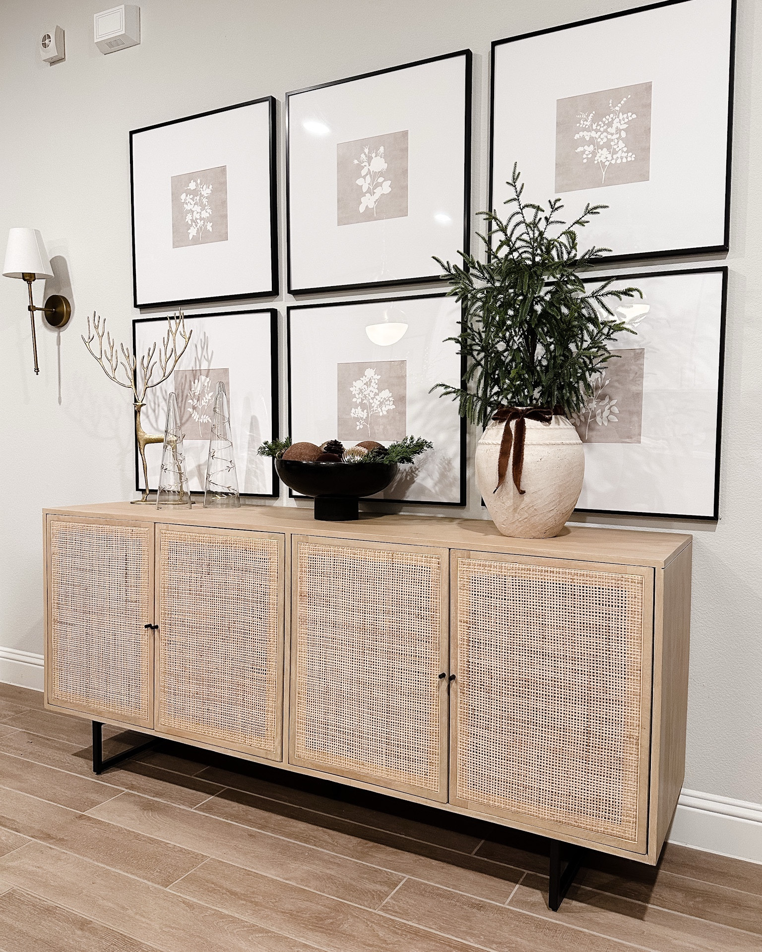 Holiday stills part 2! 

#LTKSeasonal #LTKHoliday #LTKHome