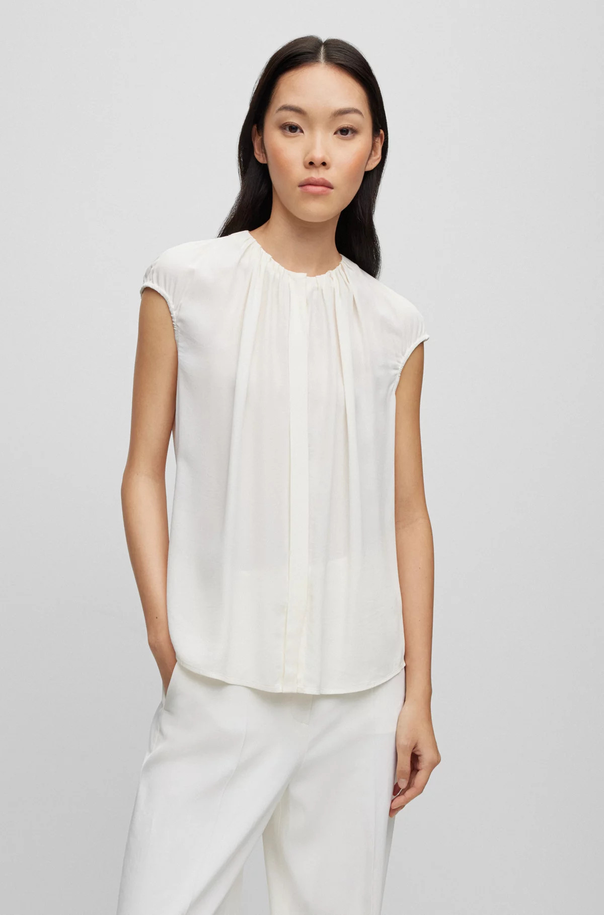 BOSS - Regular-Fit Bluse mit Flügelärmeln und gerafften Details | Hugo Boss CH