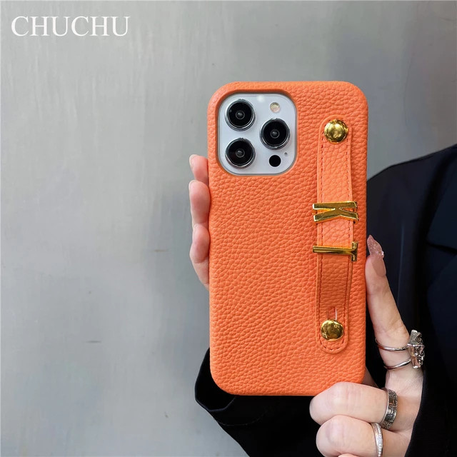 Capa de couro Metal Gold Name Pulseira, capa inicial personalizada, iPhone 14 Pro Max, 13, 12, 11... | AliExpress (US)