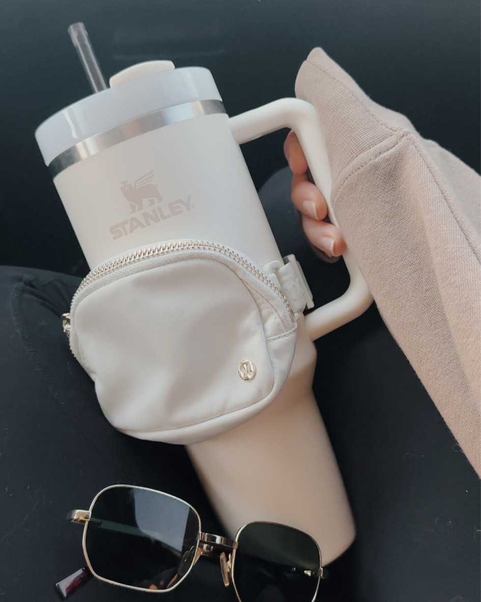 Because your Stanley needs its own Lululemon Fanny pack 🫶🏻🤣