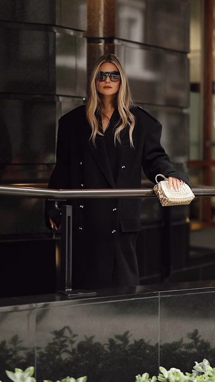 Maxi coats are making a stylish comeback this season, being both a fashionable but practical choice to keep warm during the colder months. I love this one from the Mannei, super chic but also warm! I’ve linked some of my other favourites below.

autumn style, maxi coat, trench coat, winter coat, transitional style, winter wardrobee

#LTKeurope #LTKstyletip #LTKSeasonal