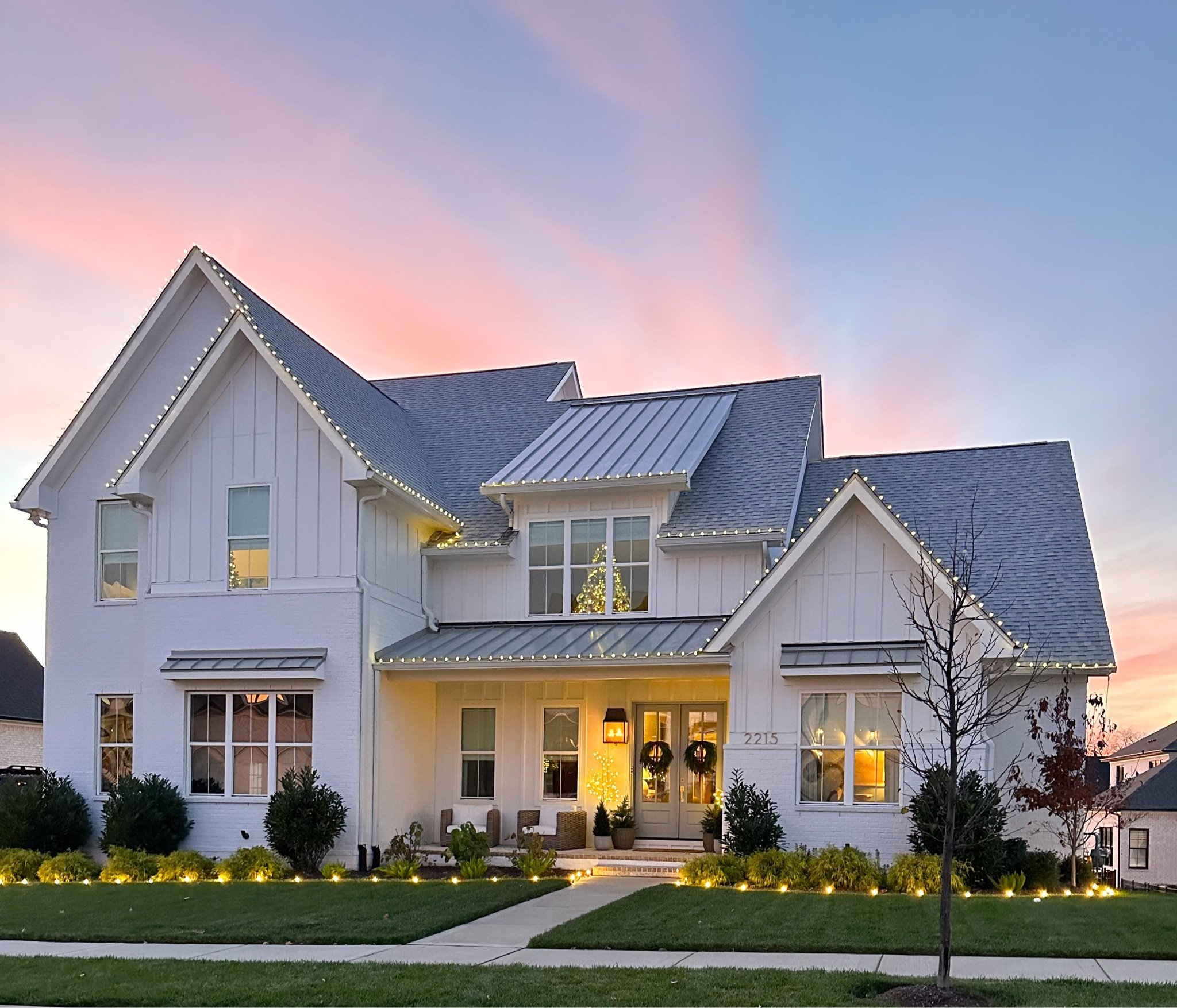 Are you still looking for Christmas landscape lights? These are perfect! We have them set on a timer and I don’t even have to worry about them! Easy to install too!🙌🏻

#christmas #christmaslights #christmasporch #christmasmat #christmasrug #christmastrees #birchtrees #amazonlights #tree

#LTKHoliday #LTKSeasonal #LTKHome