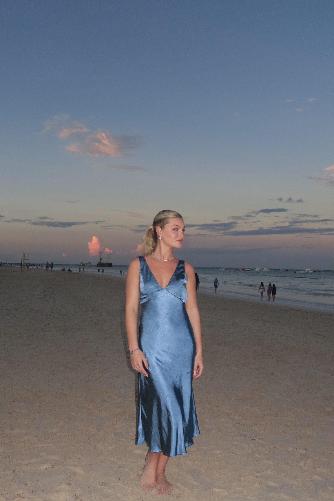 The perfect wedding guest dress🫶🏼

Beachwear, resort wear, cocktail dress

#LTKTravel #LTKFindsUnder50 #LTKStyleTip